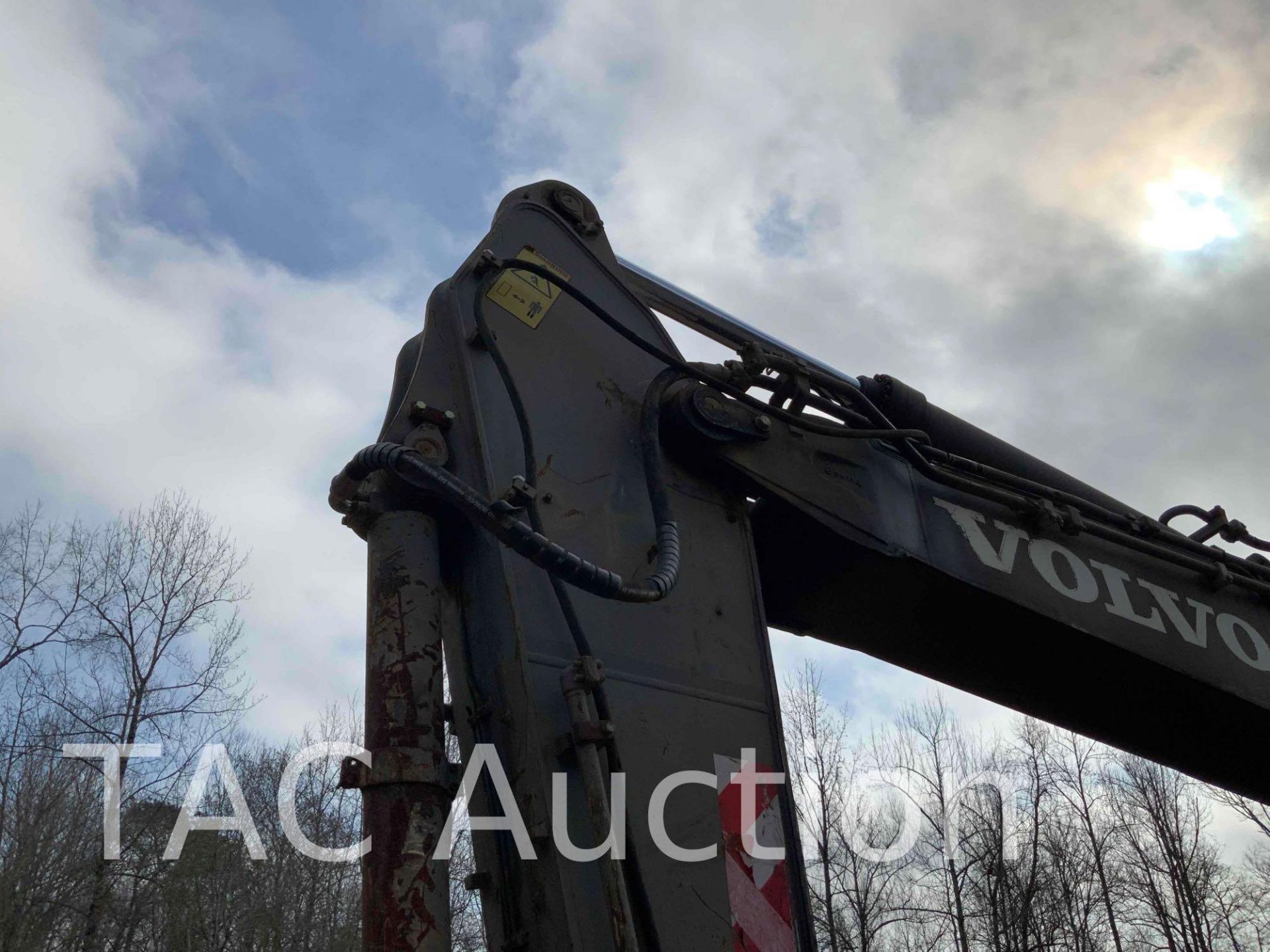 2006 Volvo EC330BLC Hydraulic Excavator W/ Hydraulic Generator - Image 34 of 75