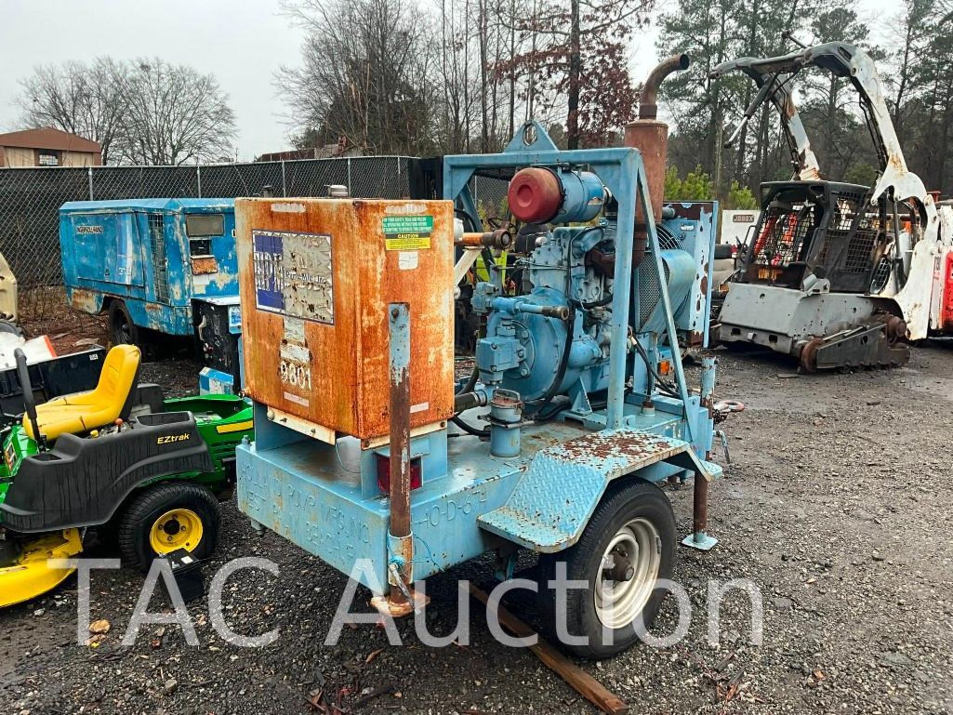 Towable Holland Hydraulic Pump - Image 4 of 13