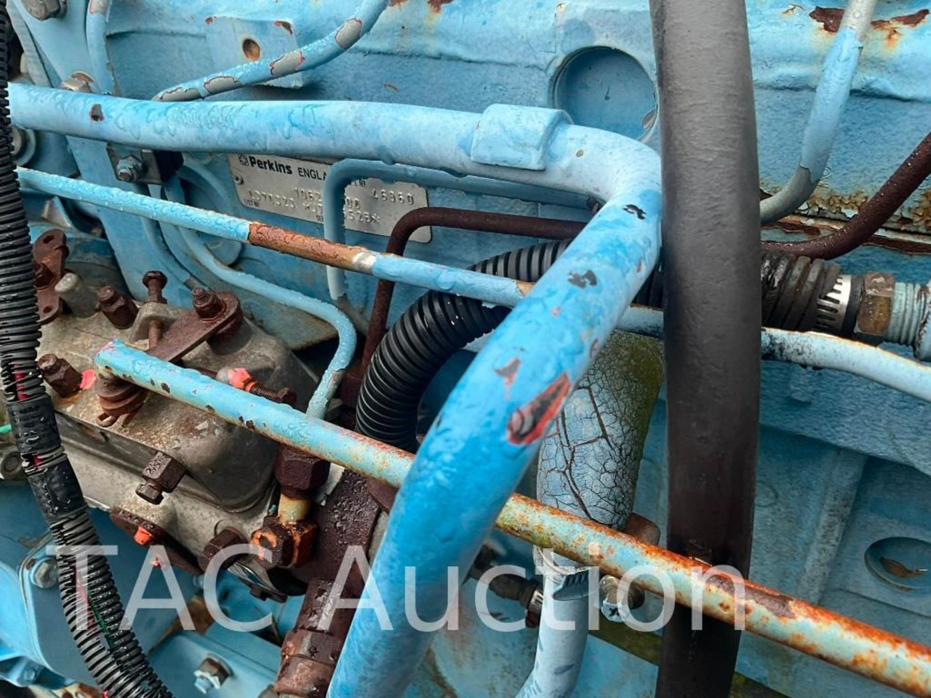 Towable Holland Hydraulic Pump - Image 11 of 13