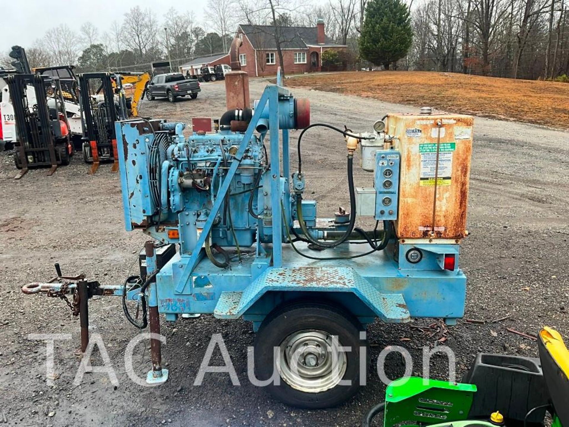 Towable Holland Hydraulic Pump - Image 6 of 13