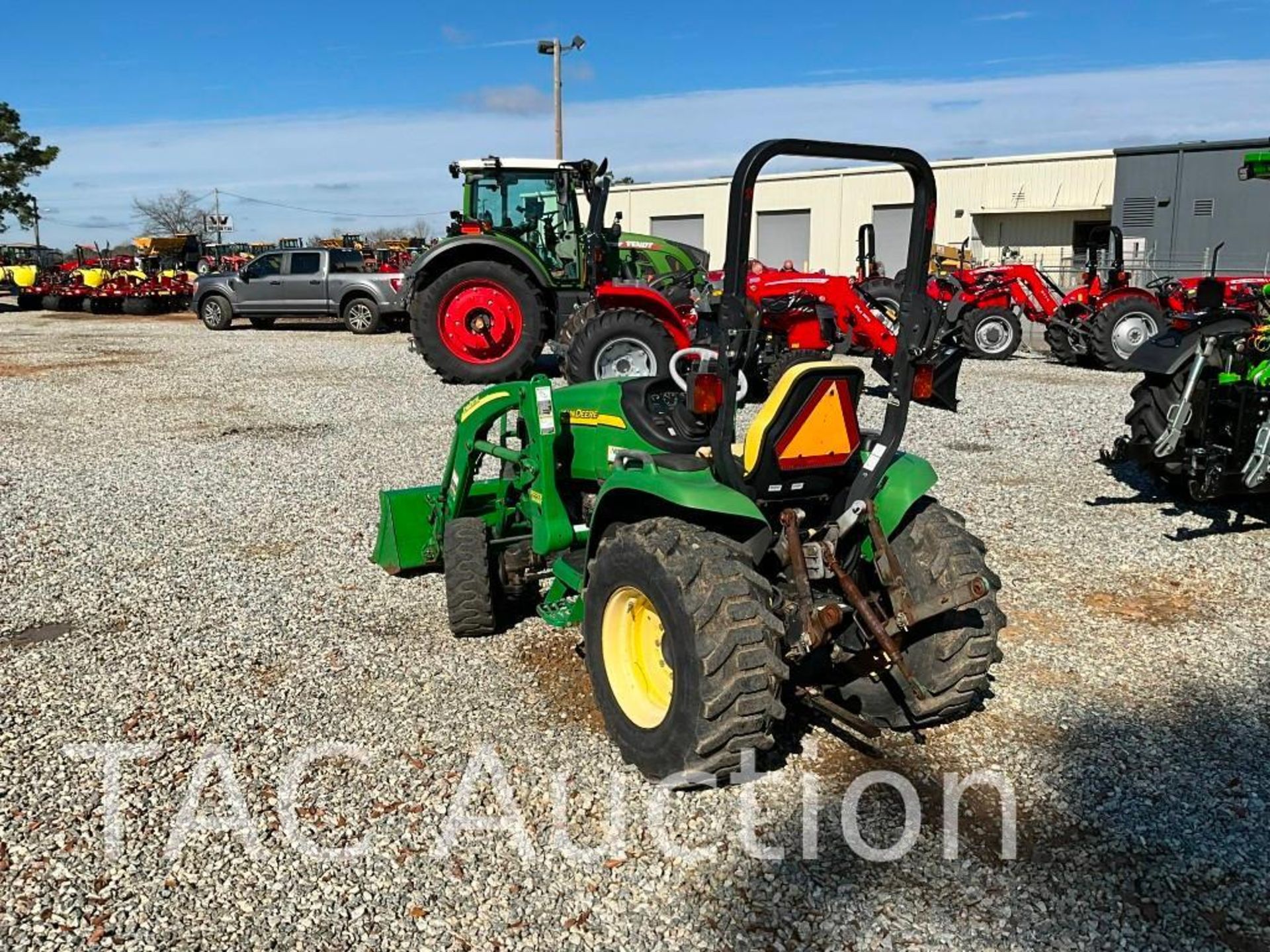 2008 John Deere 3520 4x4 Tractor W/ Front Loader - Image 4 of 37