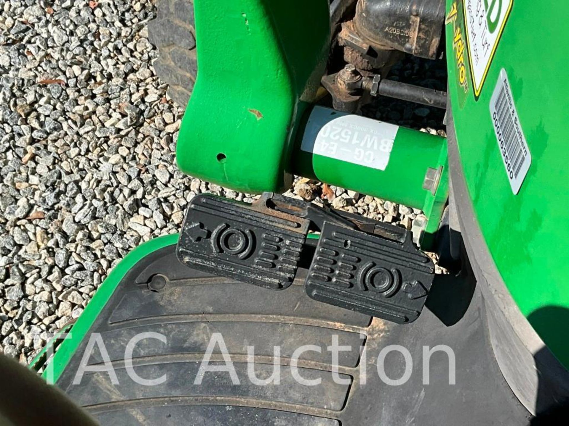 2008 John Deere 3520 4x4 Tractor W/ Front Loader - Image 19 of 37