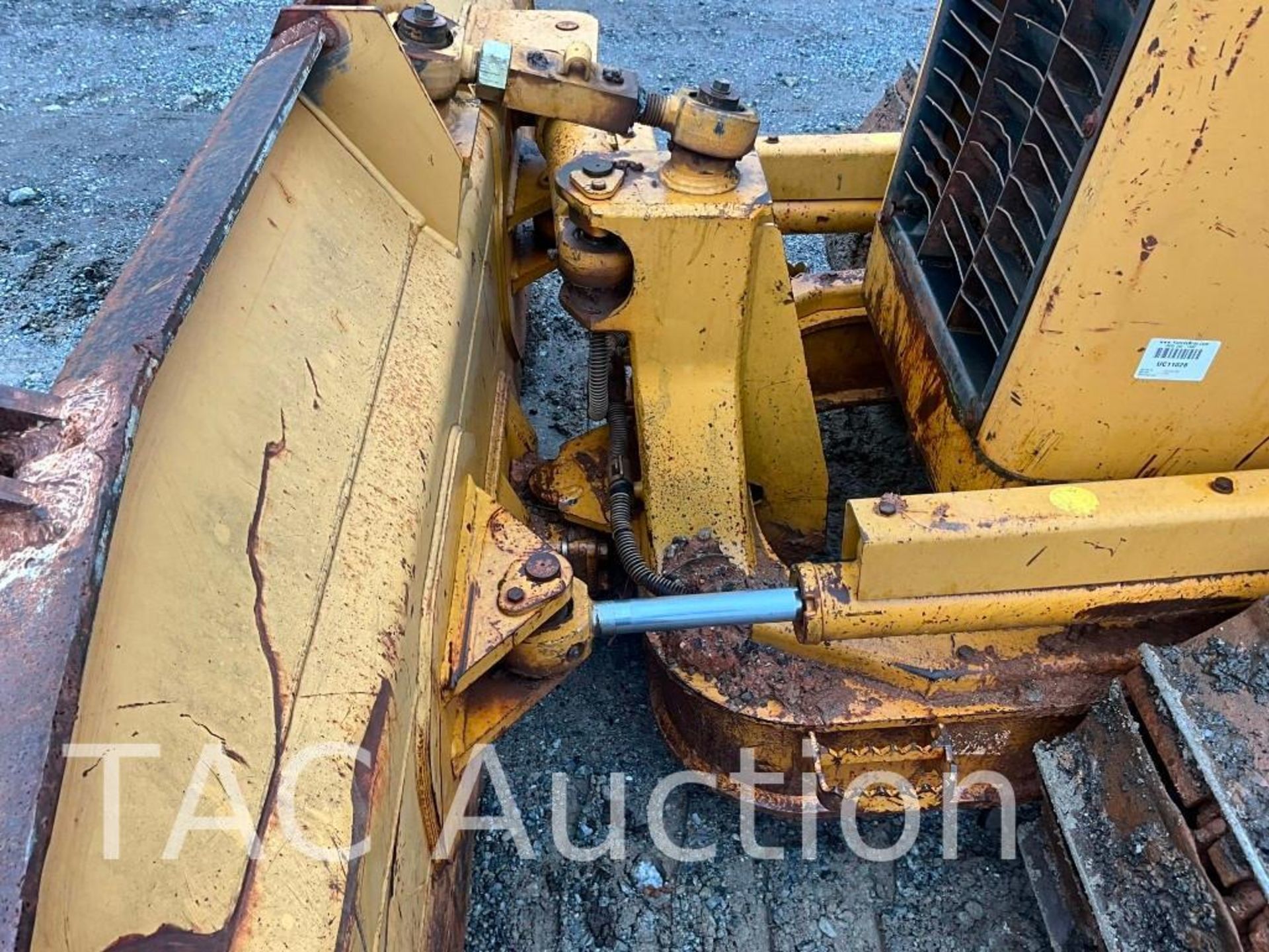 2005 Caterpillar D4G XL Crawler Dozer - Image 9 of 33