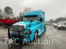 2015 Freightliner Cascadia Sleeper