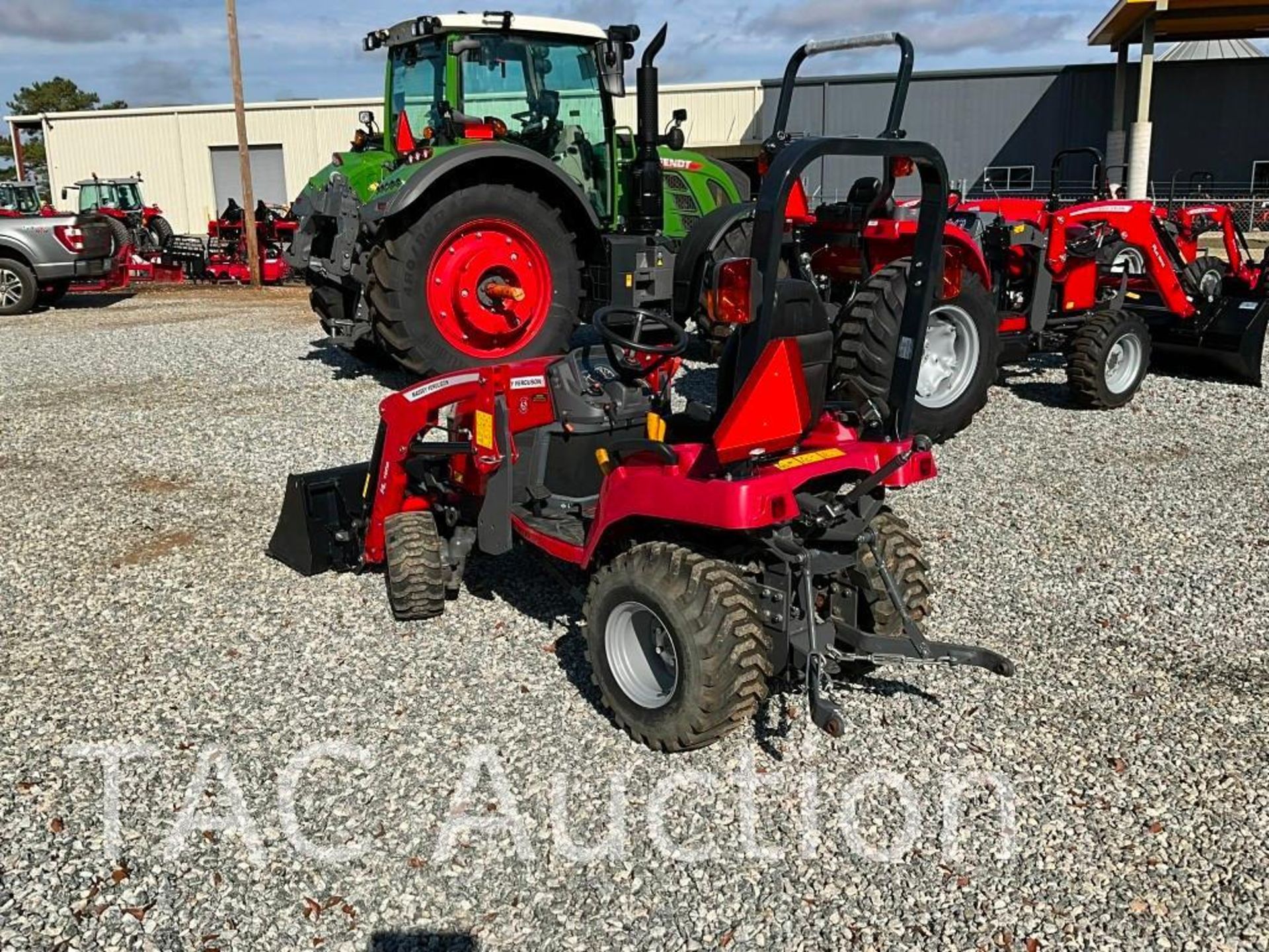 2021 Massey Ferguson GC1723E 4x4 Tractor W/ Front Loader - Image 6 of 36