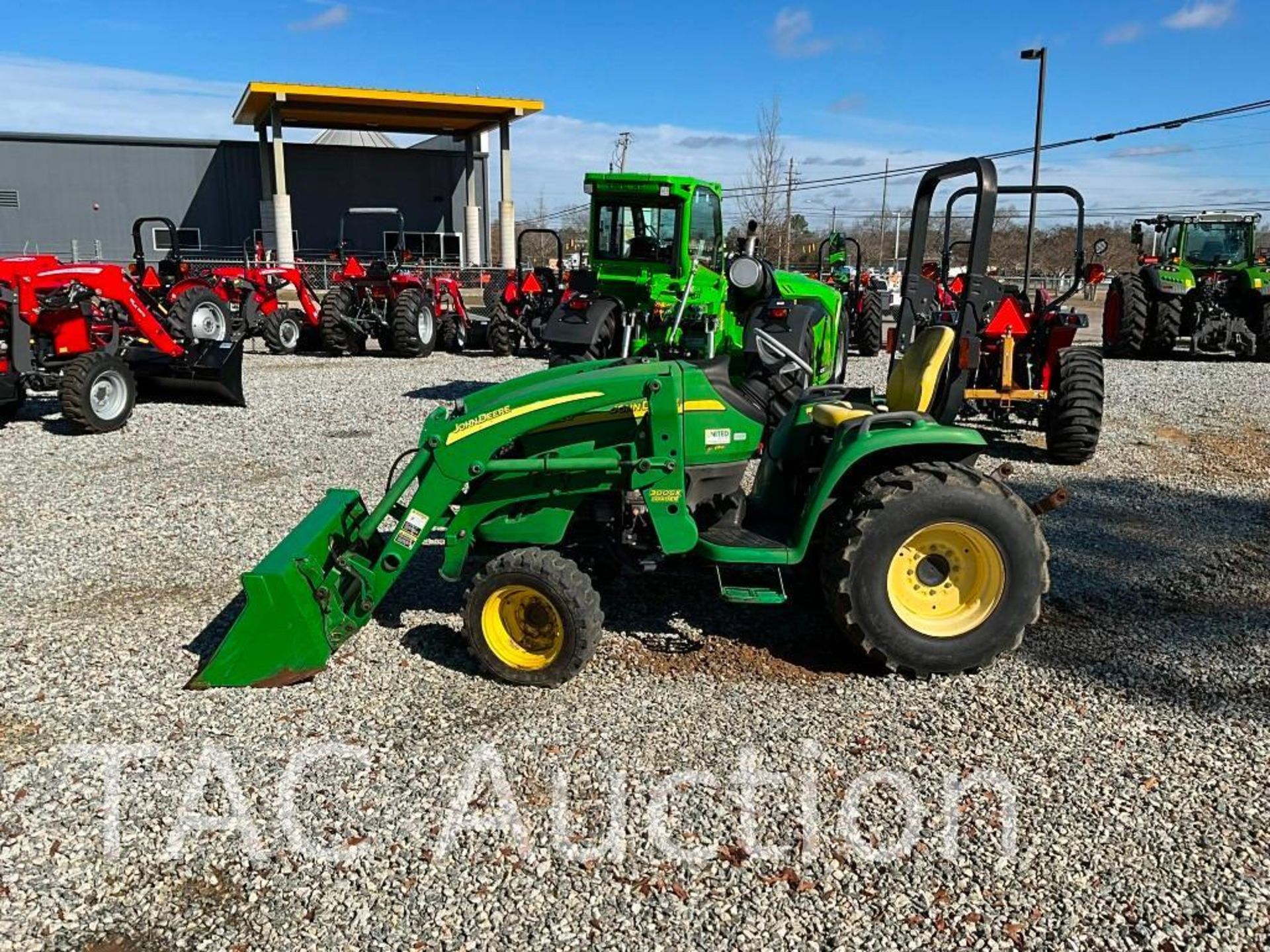 2008 John Deere 3520 4x4 Tractor W/ Front Loader - Image 5 of 37