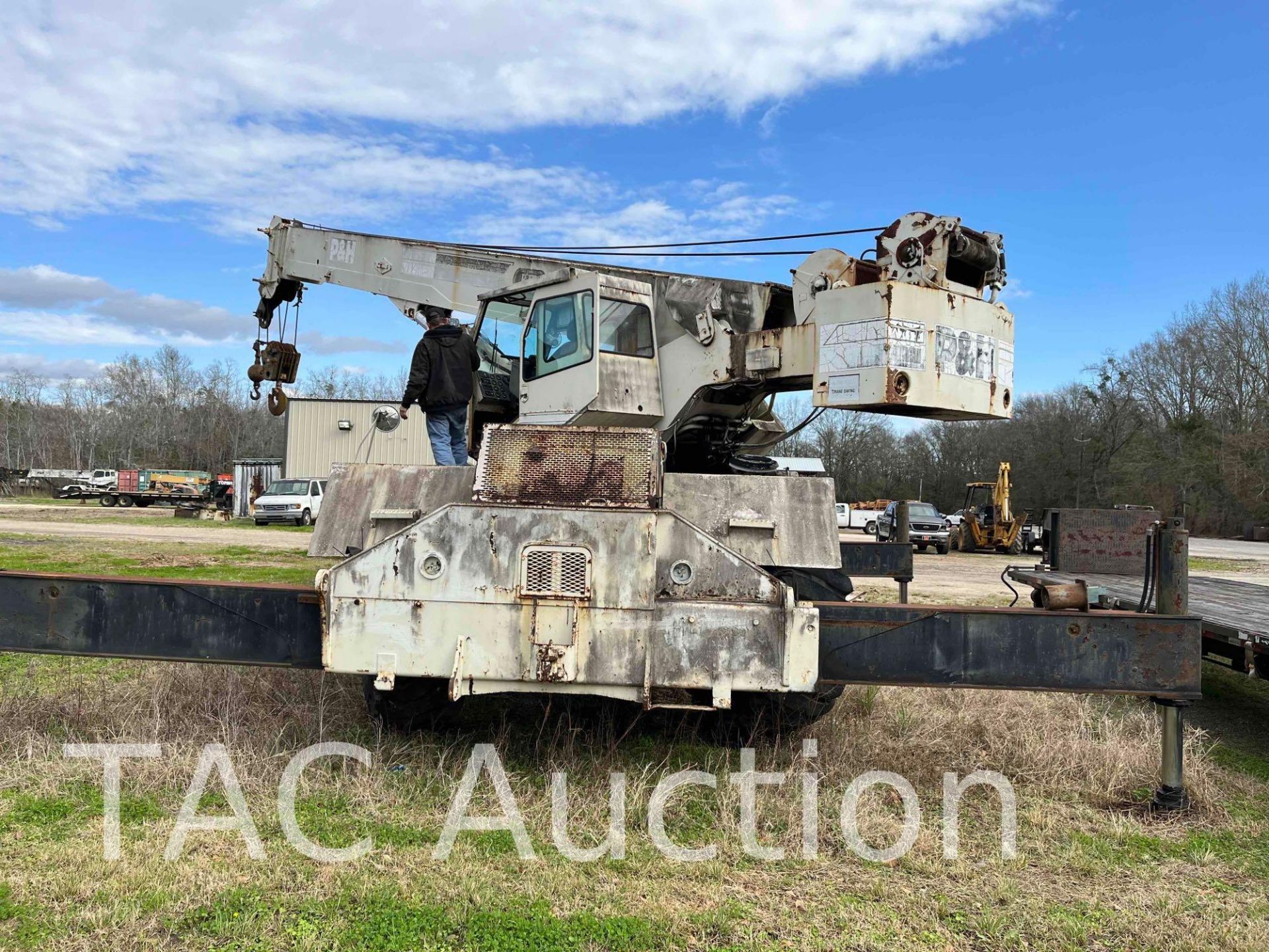 1988 P & H CN150 50 Ton Rough Terrain Crane Truck - Image 4 of 21