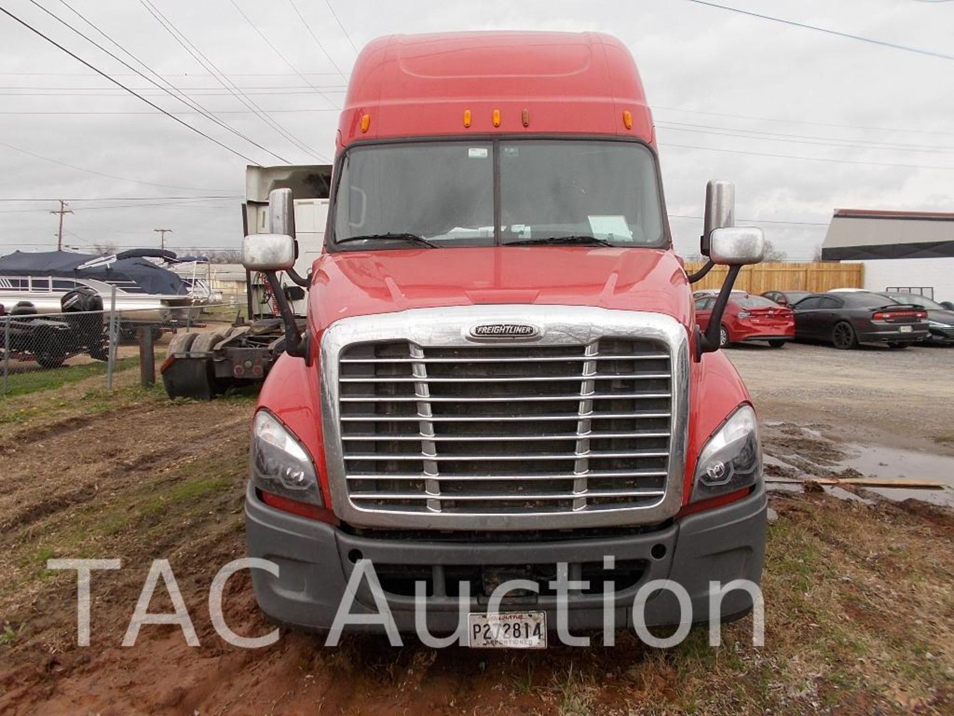 2014 Freightliner Cascadia Sleeper Truck - Image 2 of 66