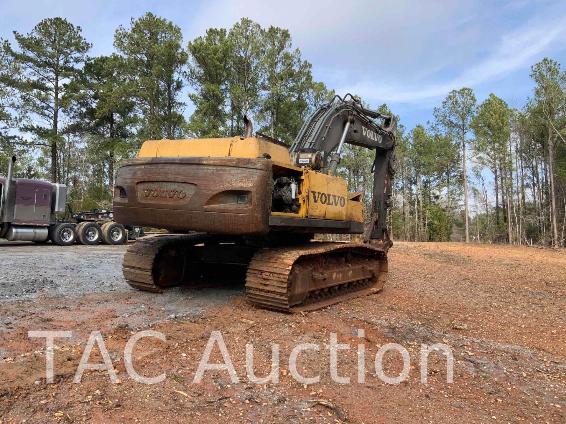 2006 Volvo EC330BLC Hydraulic Excavator W/ Hydraulic Generator - Image 4 of 75