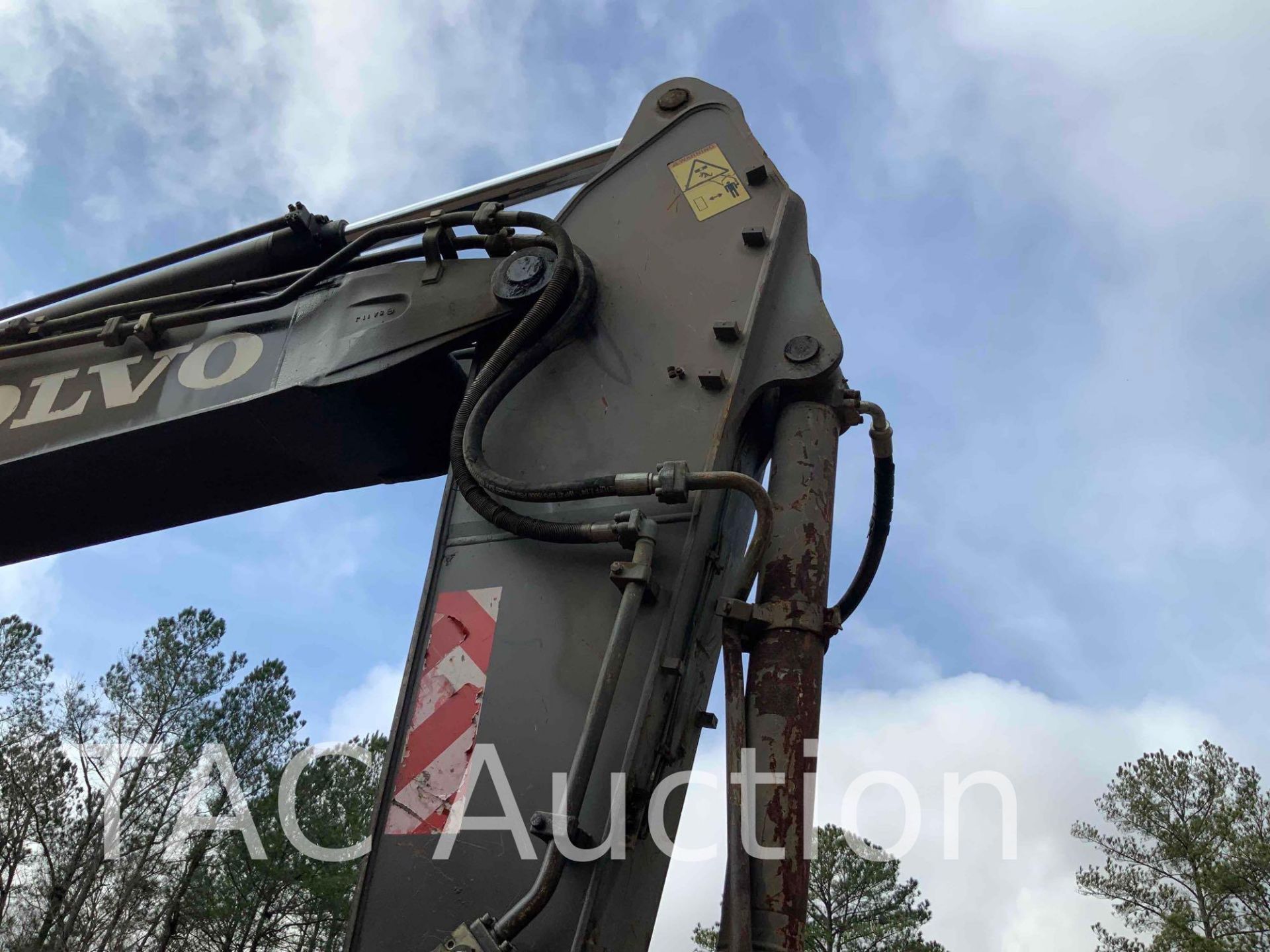 2006 Volvo EC330BLC Hydraulic Excavator W/ Hydraulic Generator - Image 33 of 75