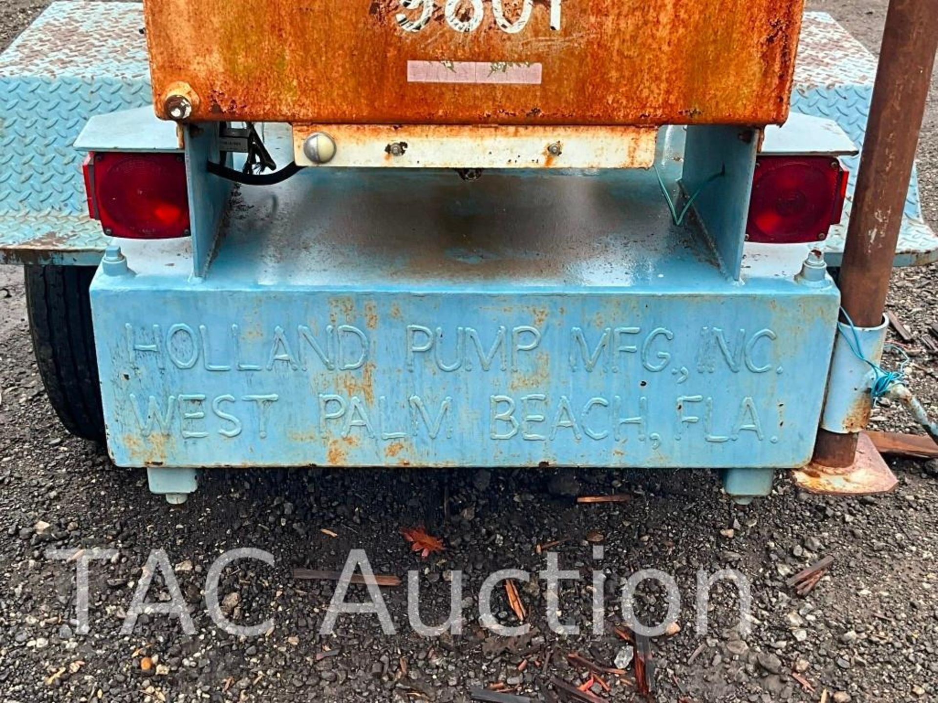Towable Holland Hydraulic Pump - Image 13 of 13