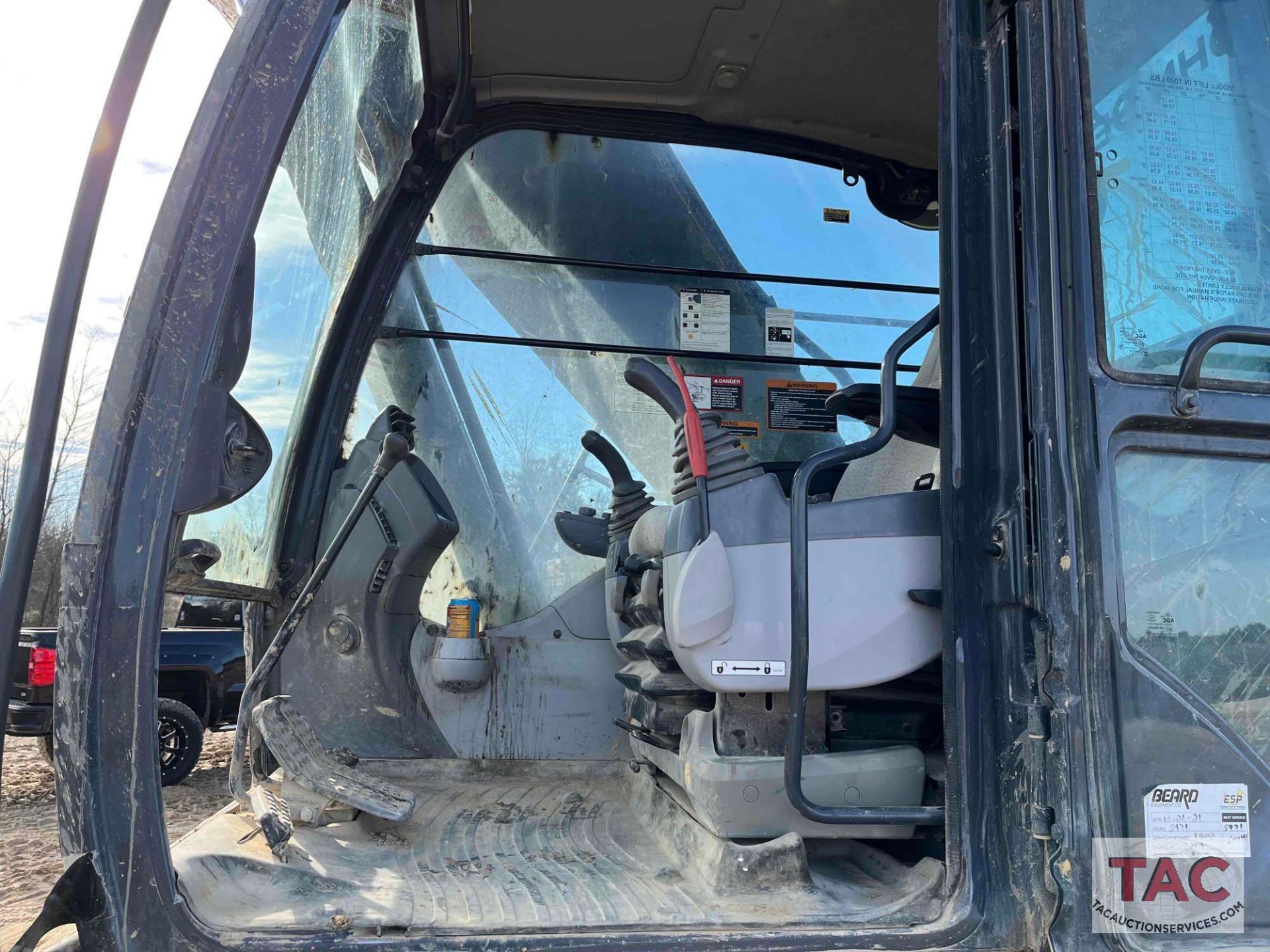 2018 John Deere 350G LC Excavator - Image 35 of 66