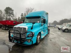 2015 Freightliner Cascadia Sleeper