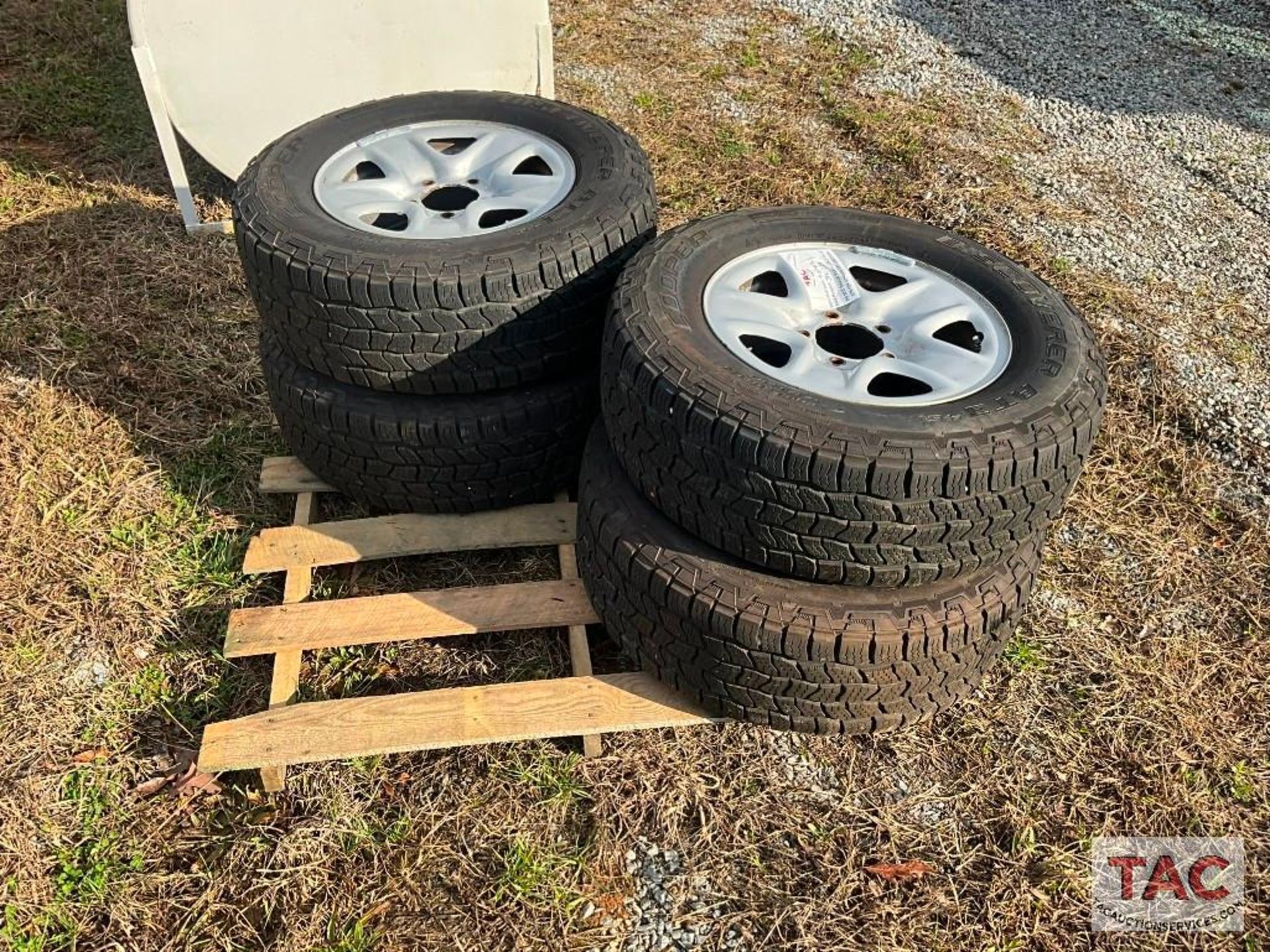 Set Of Tires And Wheels - Image 7 of 14