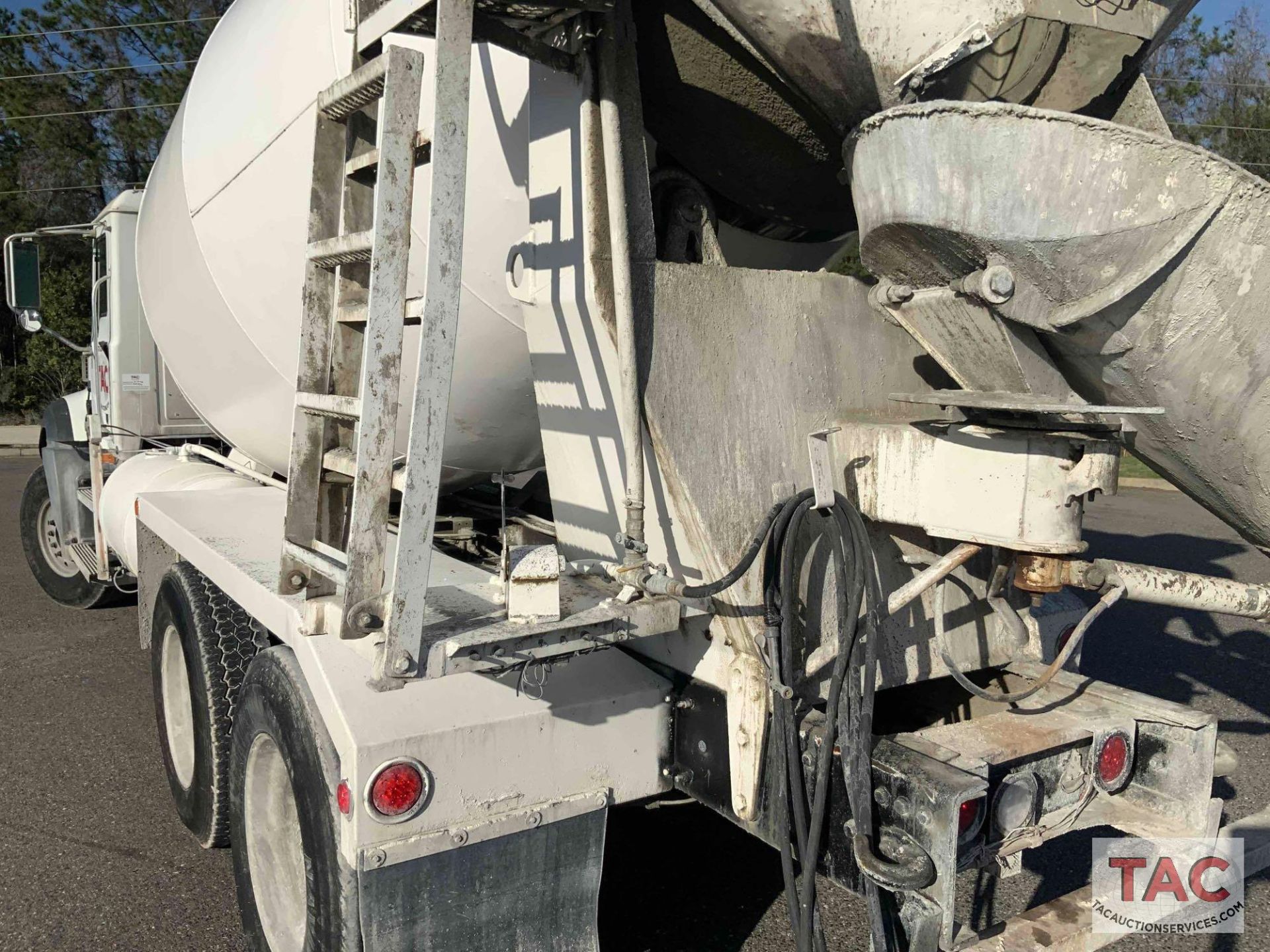 2006 Mack Granite CT Concrete Mixer Truck - Image 21 of 176