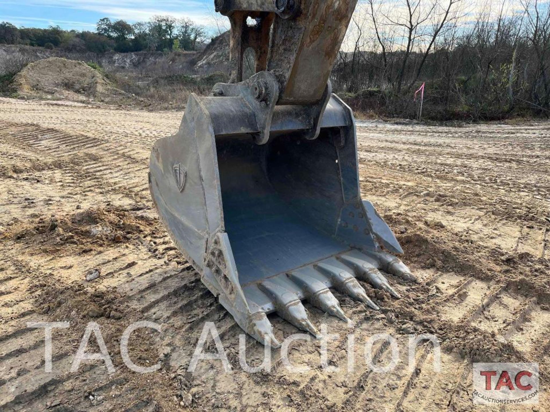 2018 John Deere 350G LC Excavator - Image 30 of 66