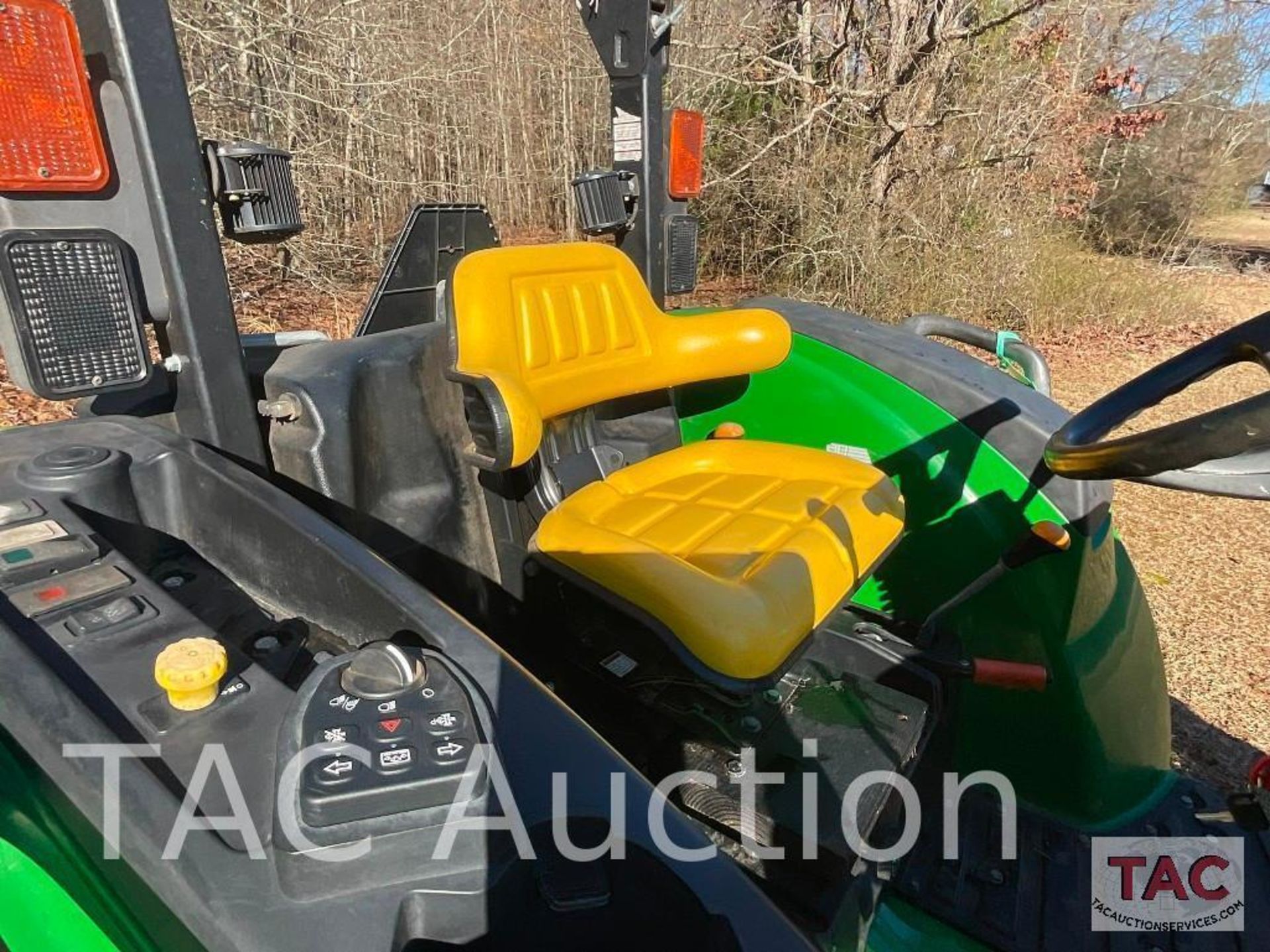 2017 John Deere 4066M 4x4 Tractor - Image 18 of 44