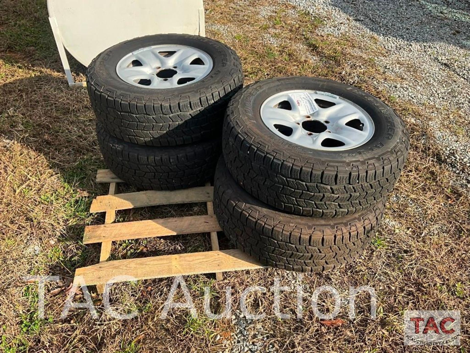 Set Of Tires And Wheels - Image 8 of 14