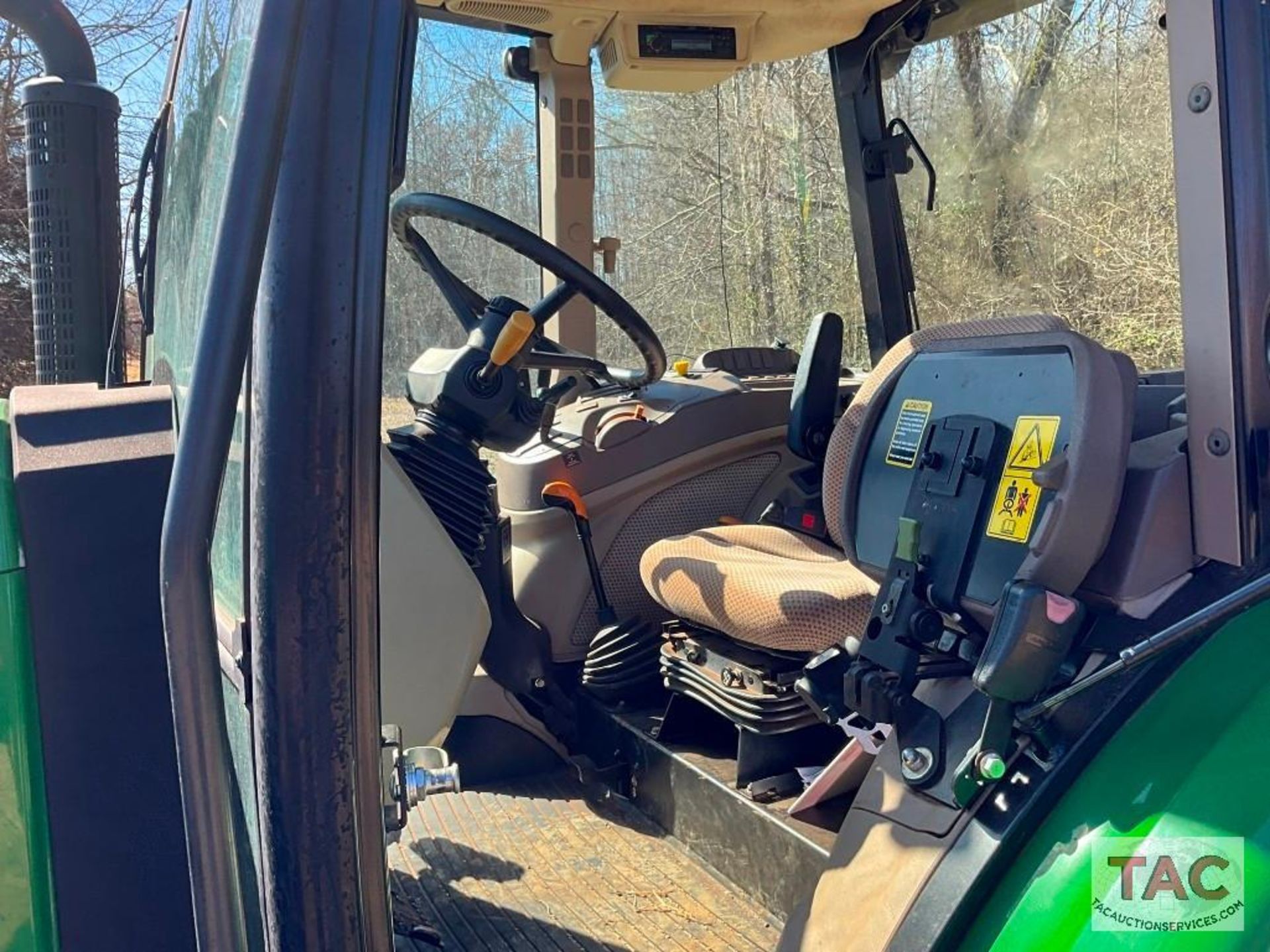 2018 John Deere 5100E 4x4 Tractor - Image 25 of 76