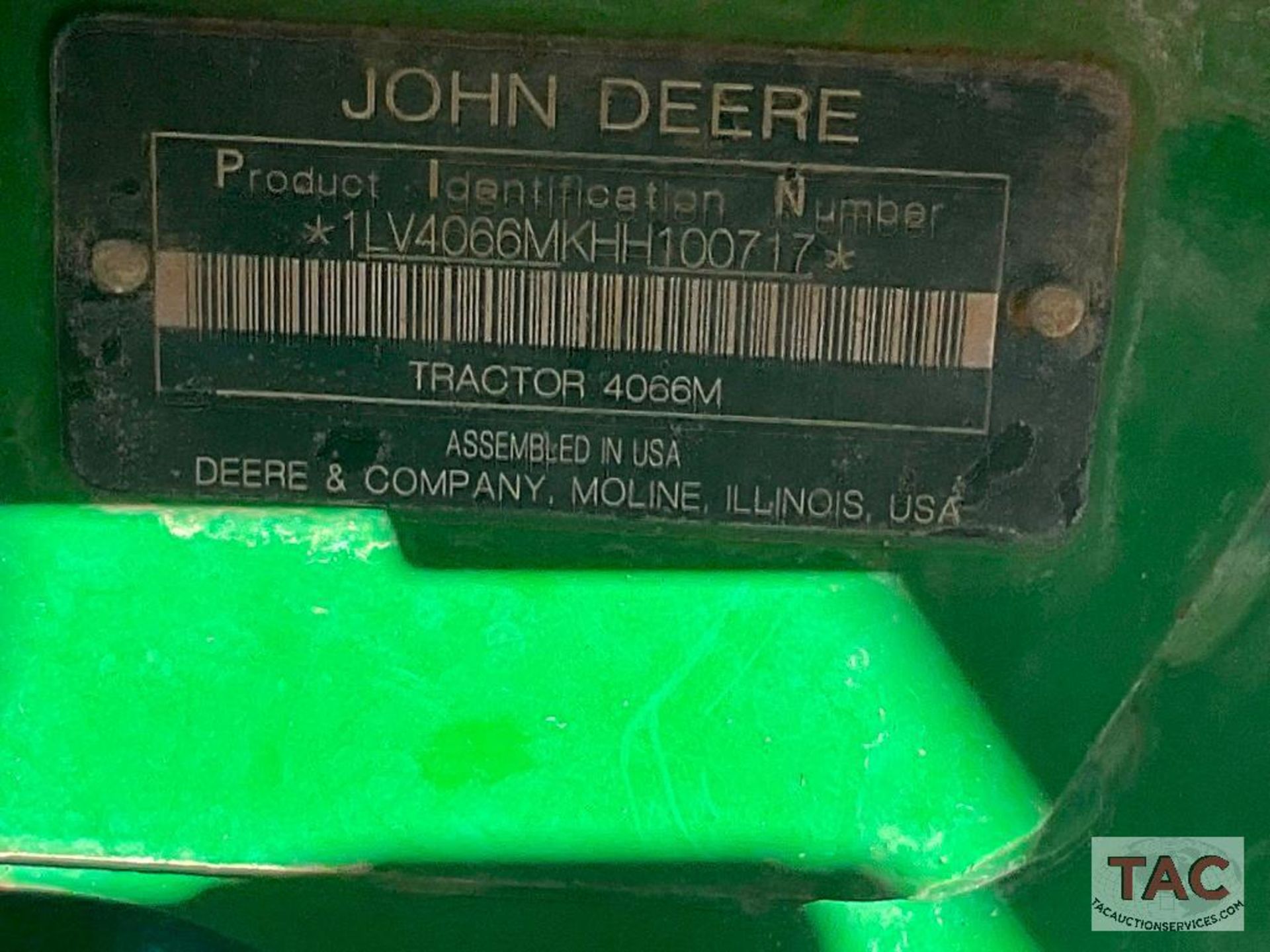 2017 John Deere 4066M 4x4 Tractor - Image 25 of 44