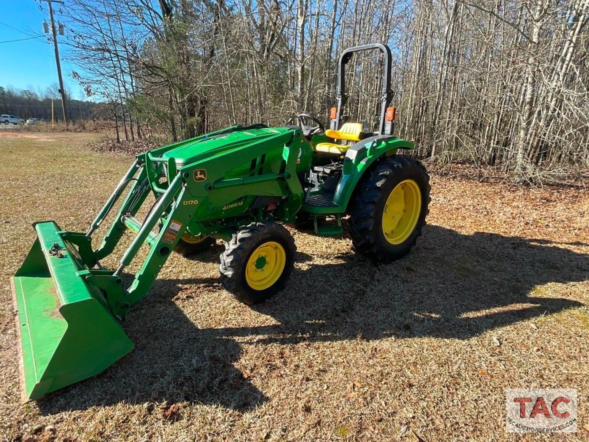 2017 John Deere 4066M 4x4 Tractor - Image 5 of 44
