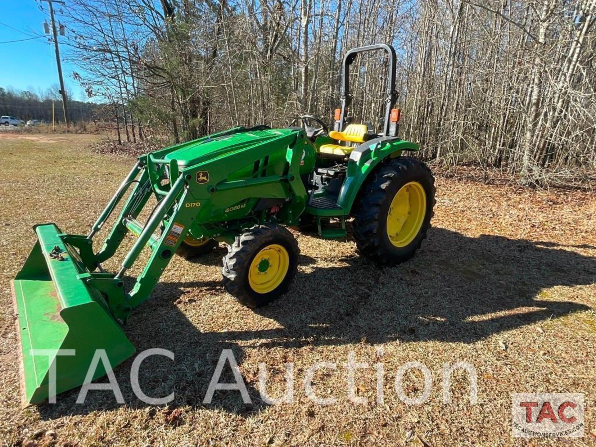 2017 John Deere 4066M 4x4 Tractor - Image 6 of 44