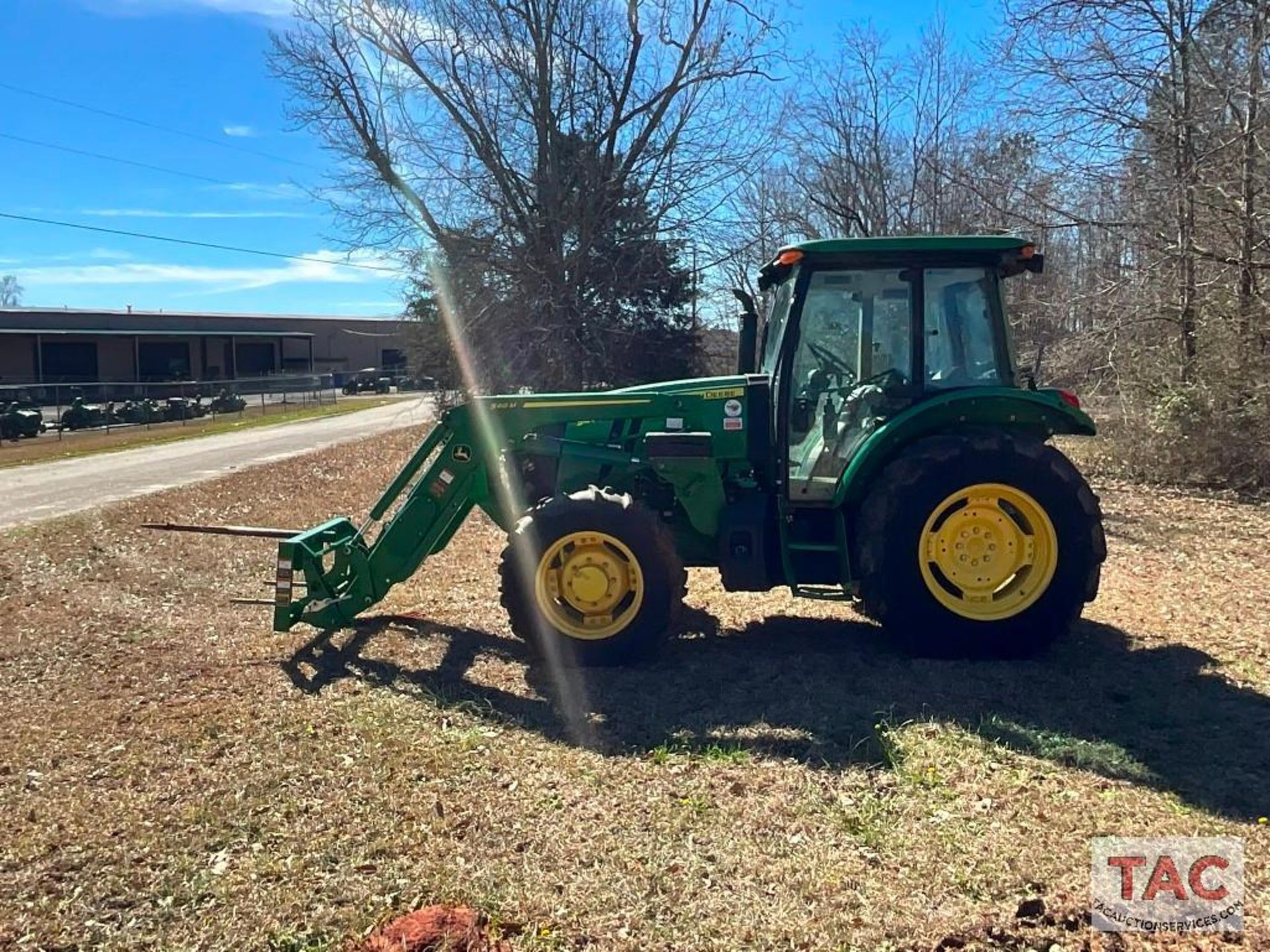 2018 John Deere 5100E 4x4 Tractor - Image 15 of 76