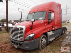 2014 Freightliner Cascadia Sleeper Truck