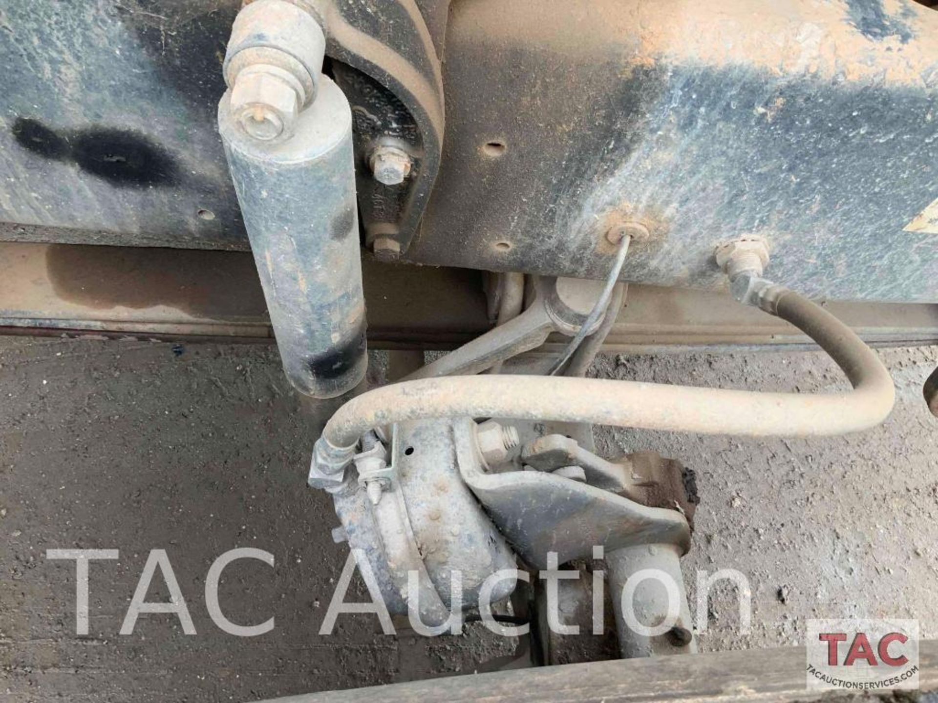 2005 Mack Granite Roll Off Truck - Image 136 of 176