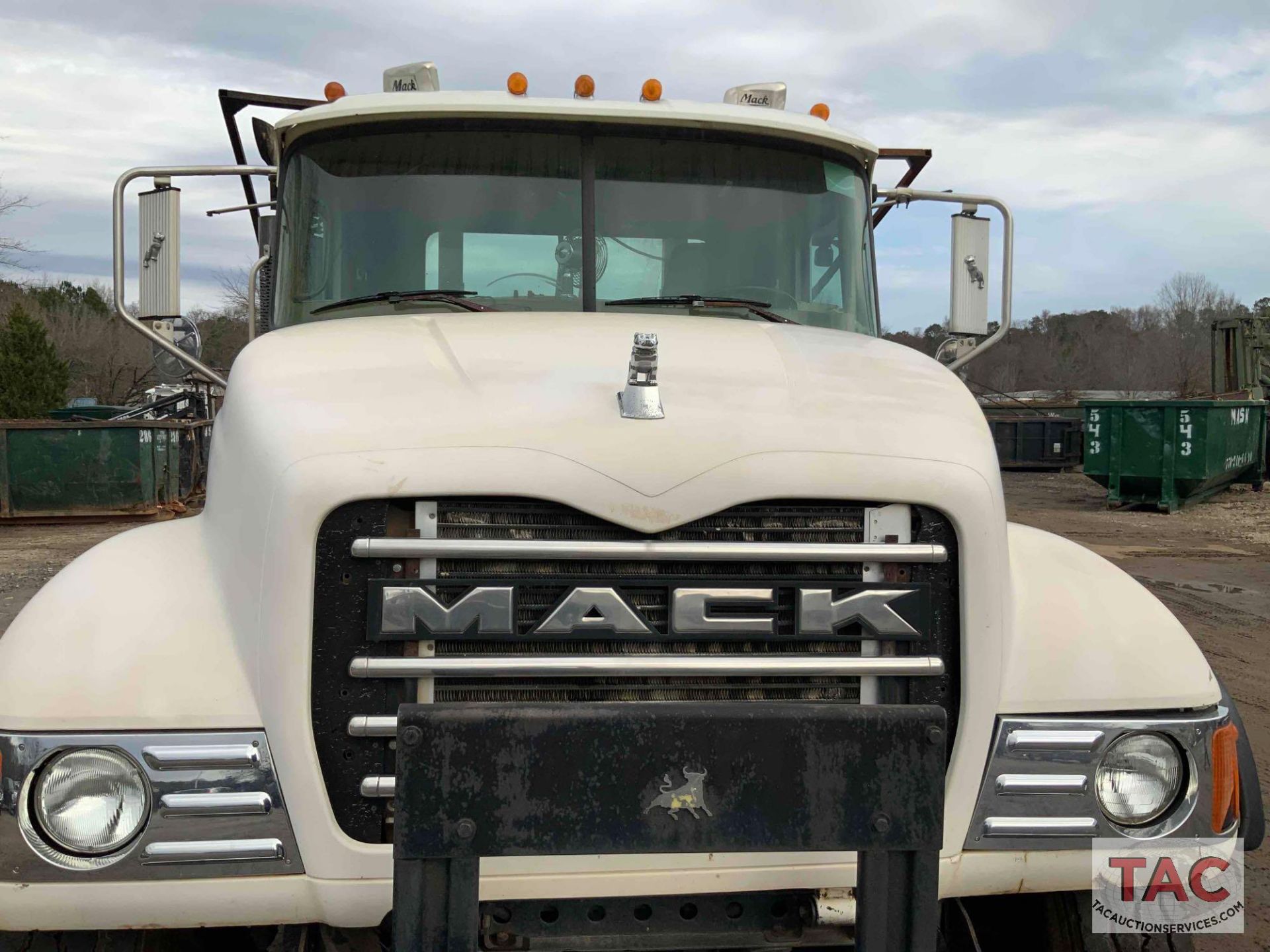 2005 Mack Granite Roll Off Truck - Image 29 of 176