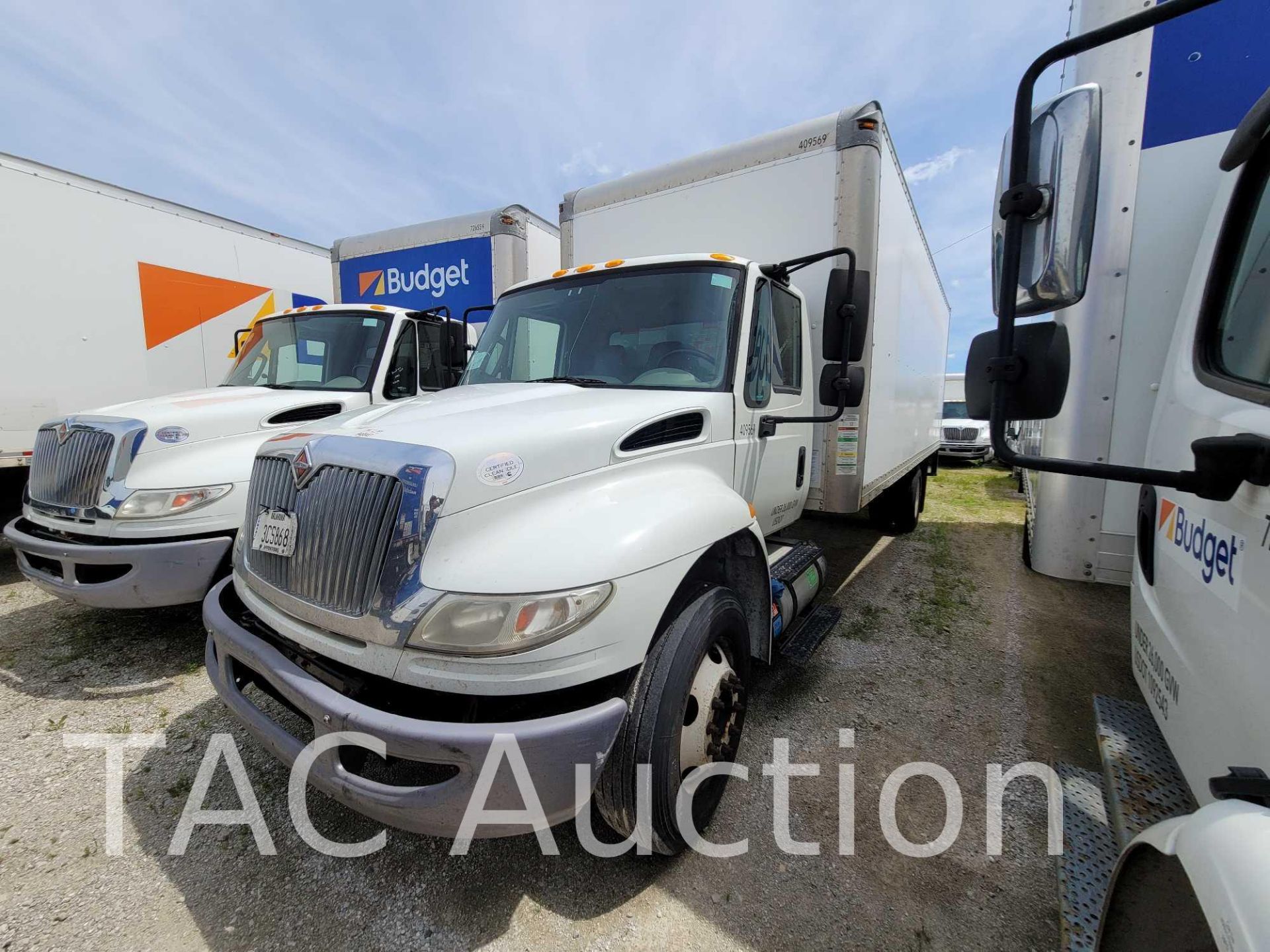 2015 International Durastar 4300 Box Truck