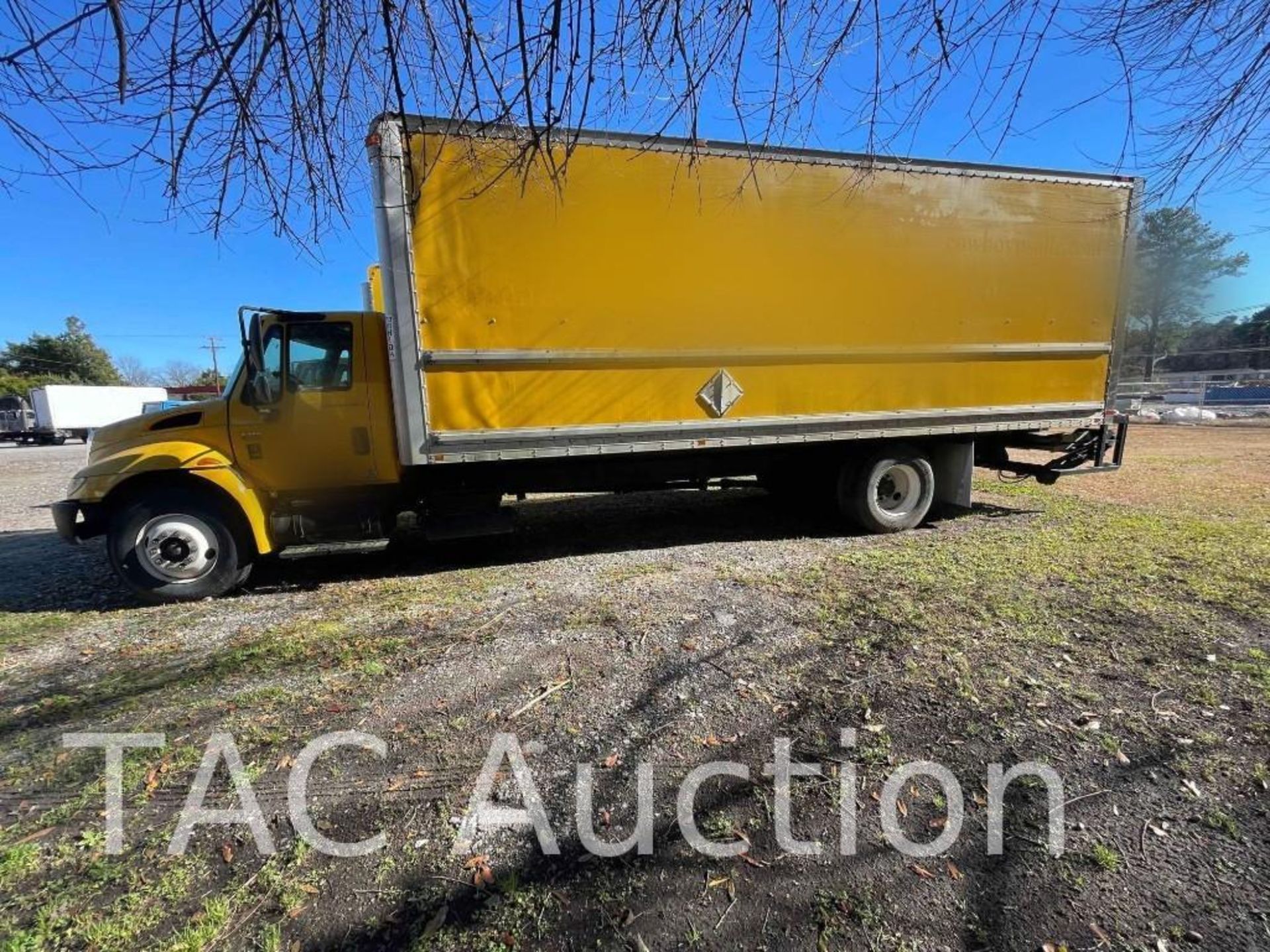 2008 International 4300 26ft Box Truck - Image 5 of 70