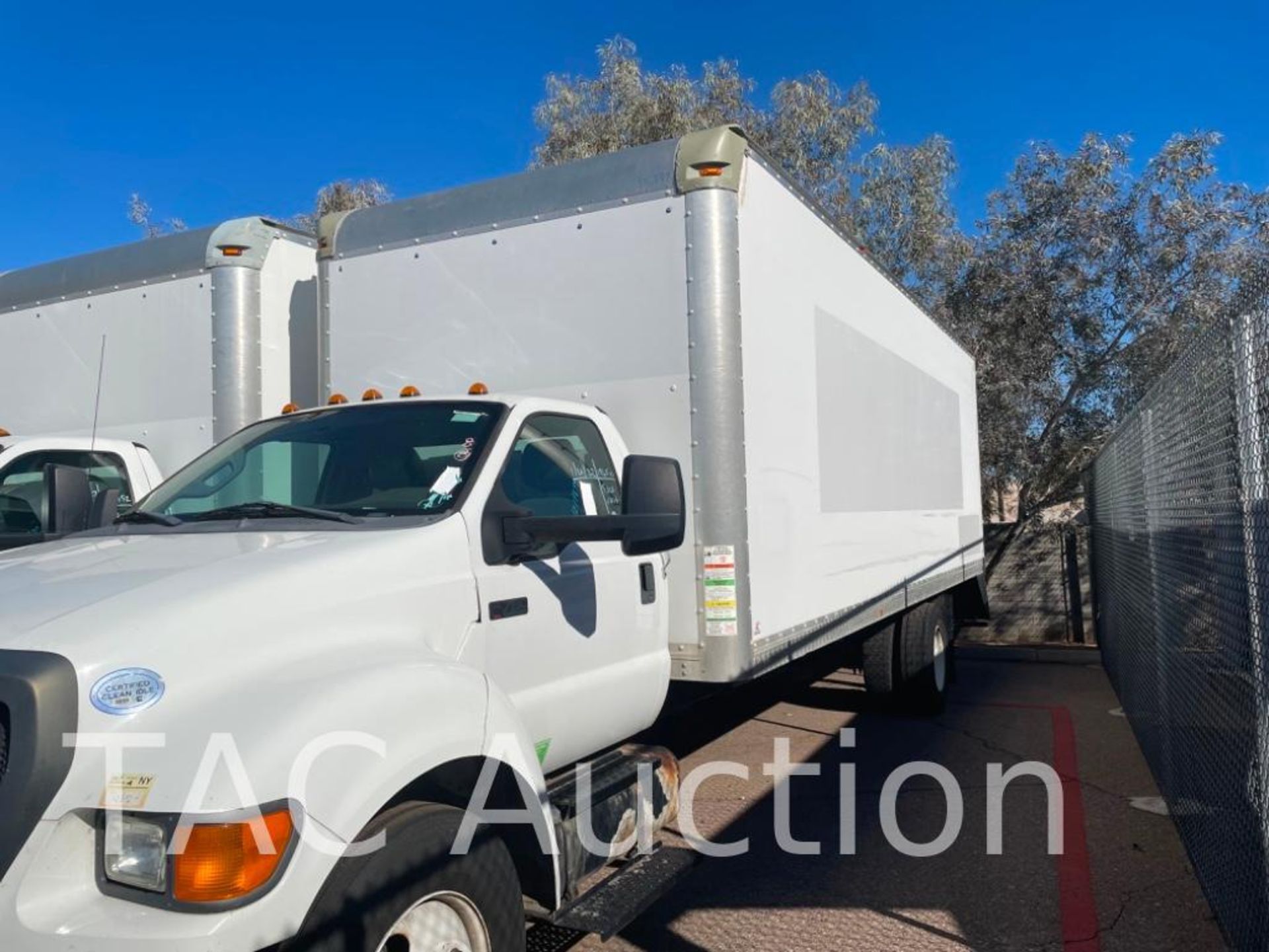 2015 Ford F-750 Box Truck