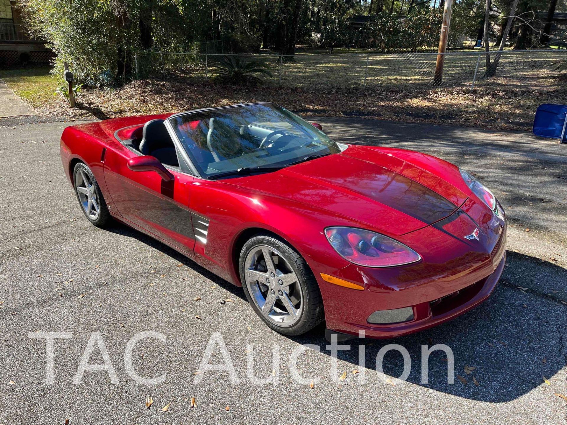 2006 Chevrolet Corvette C6 Convertible - Image 3 of 34