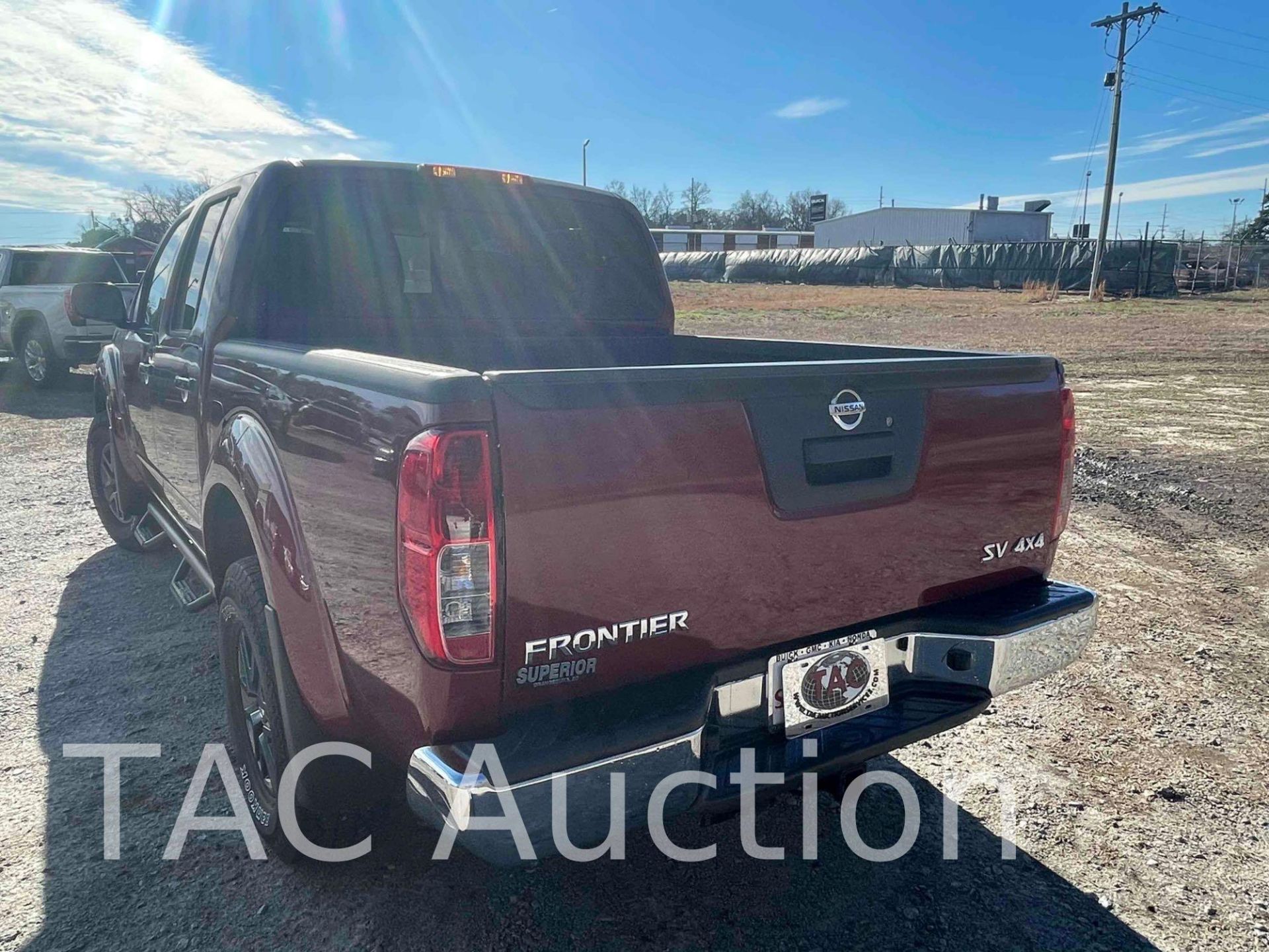 2019 Nissan Frontier Crew Cab 4x4 Pickup Truck - Image 4 of 45