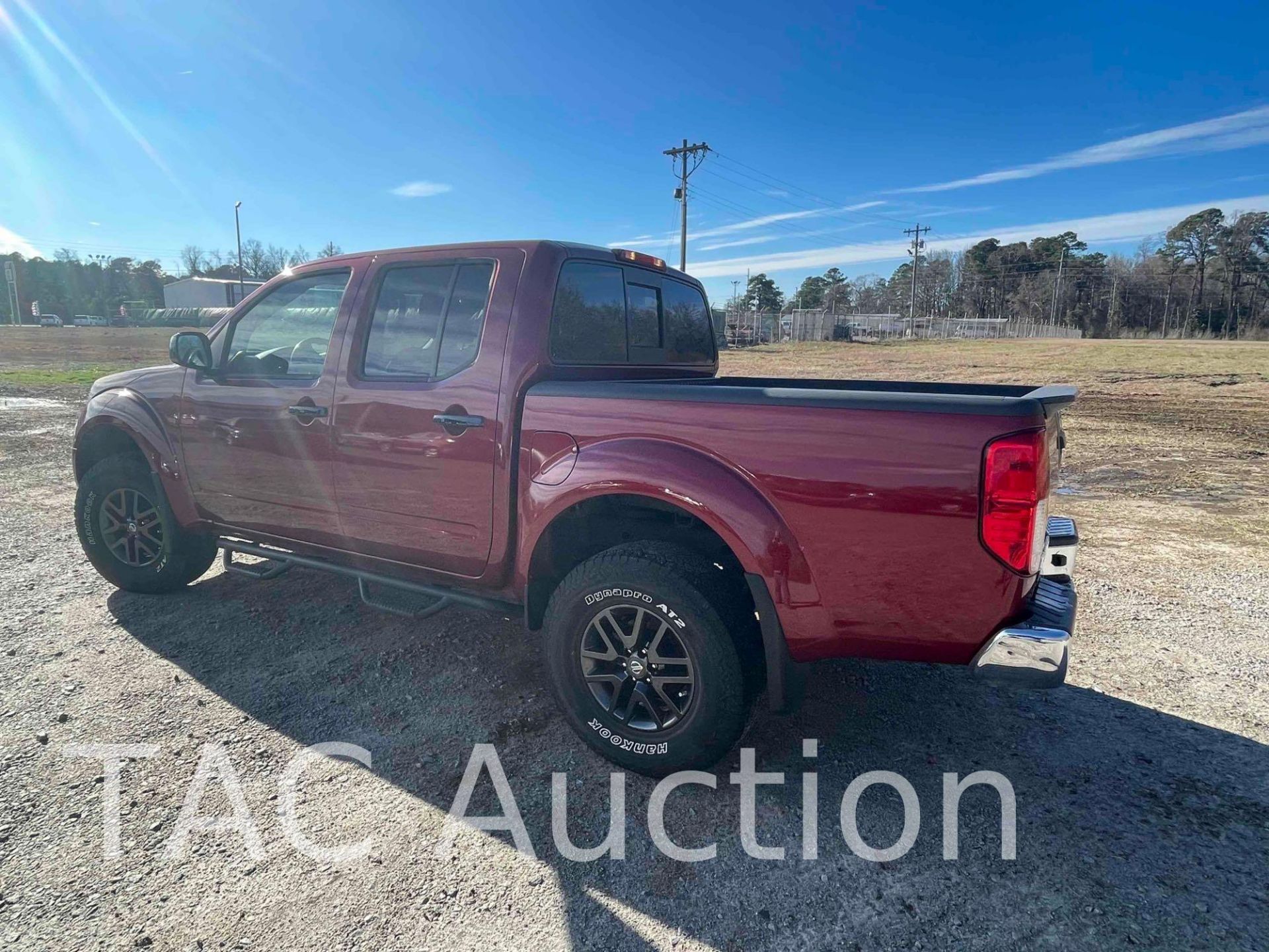 2019 Nissan Frontier Crew Cab 4x4 Pickup Truck - Image 3 of 45