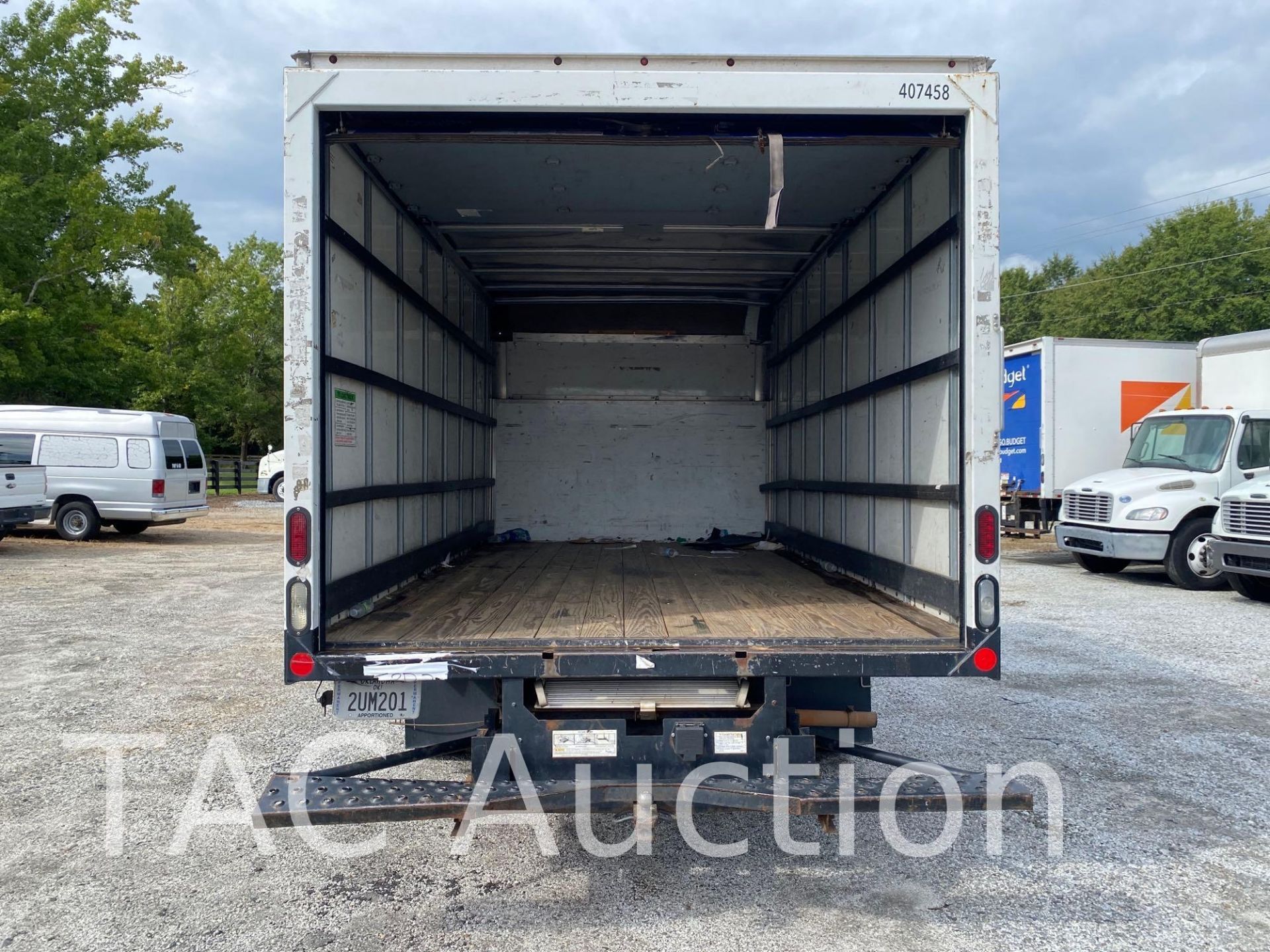 2014 Ford Econoline E-350 Box Truck - Image 25 of 53