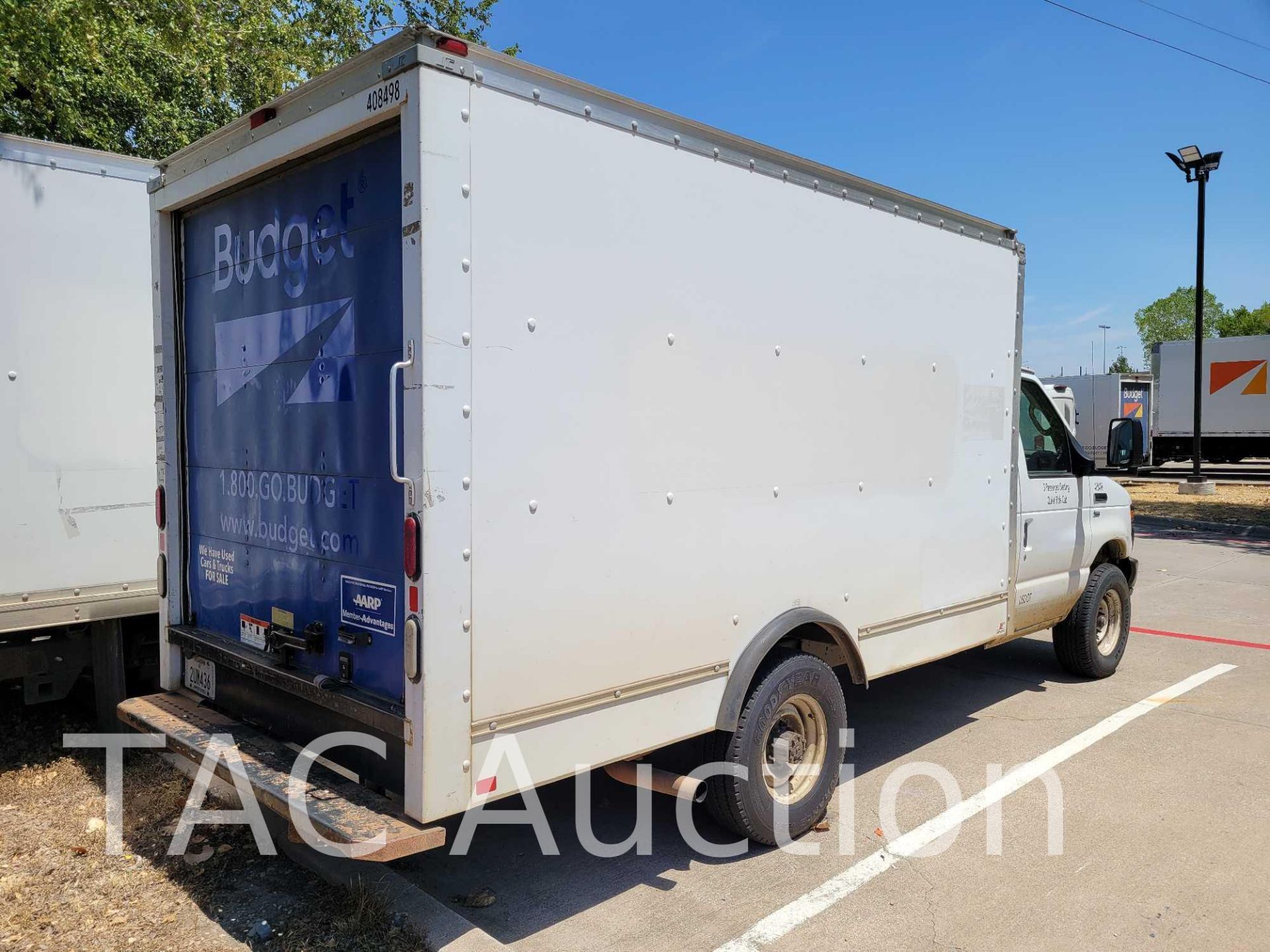 2014 Ford E-350 Box Truck - Image 6 of 45