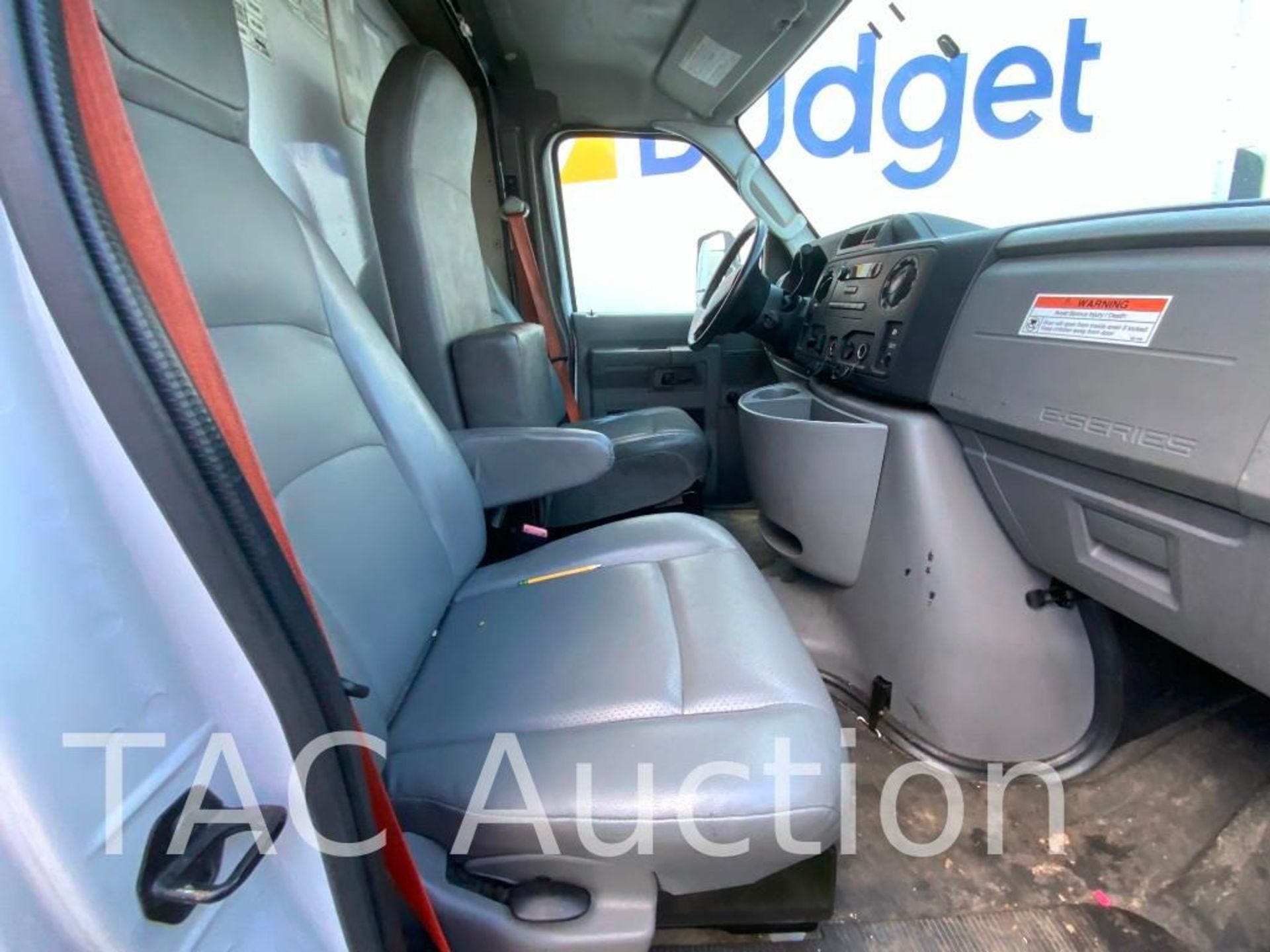 2014 Ford E-350 Cutaway Van - Image 16 of 53