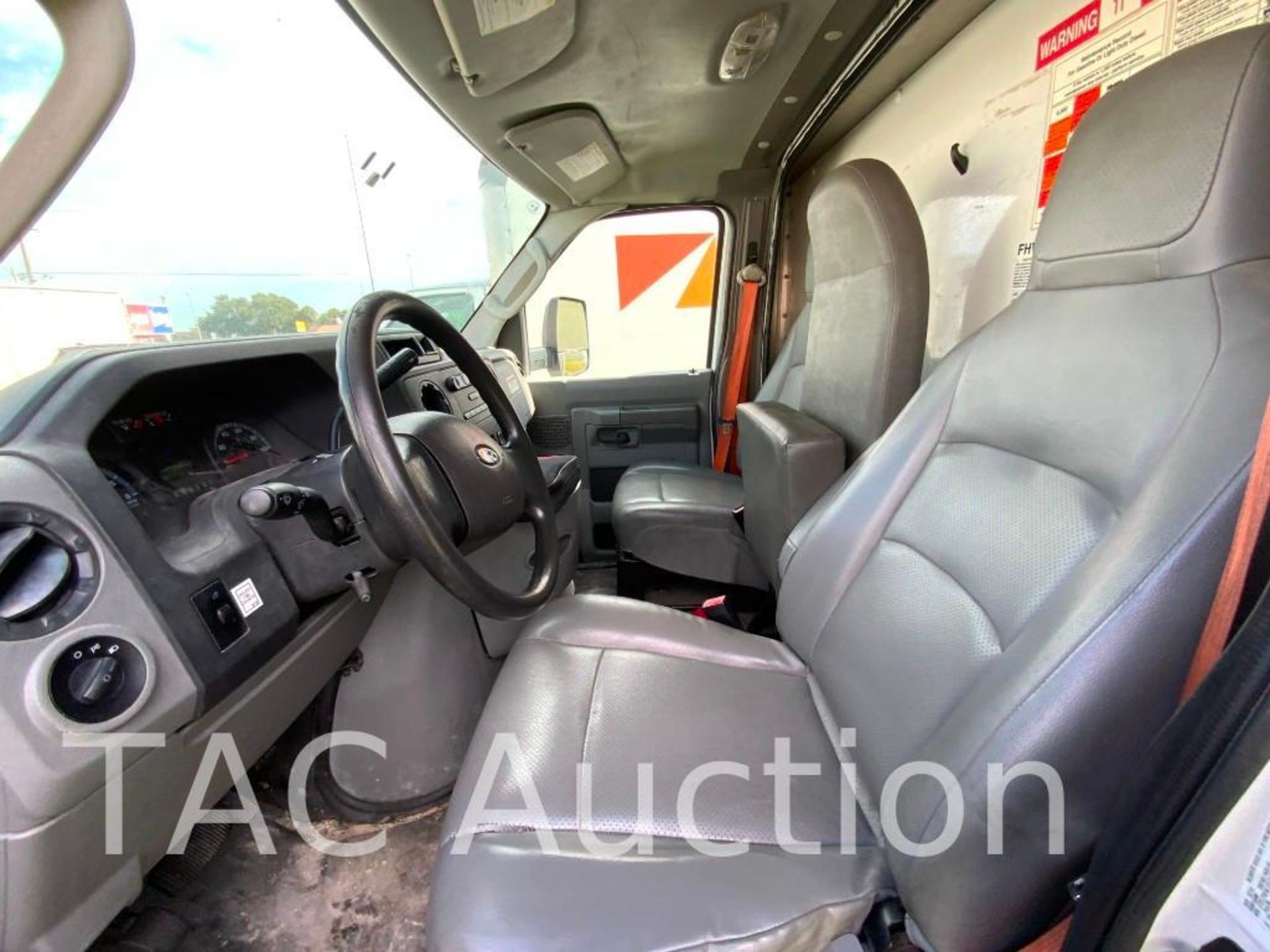 2014 Ford E-350 Cutaway Van - Image 15 of 61