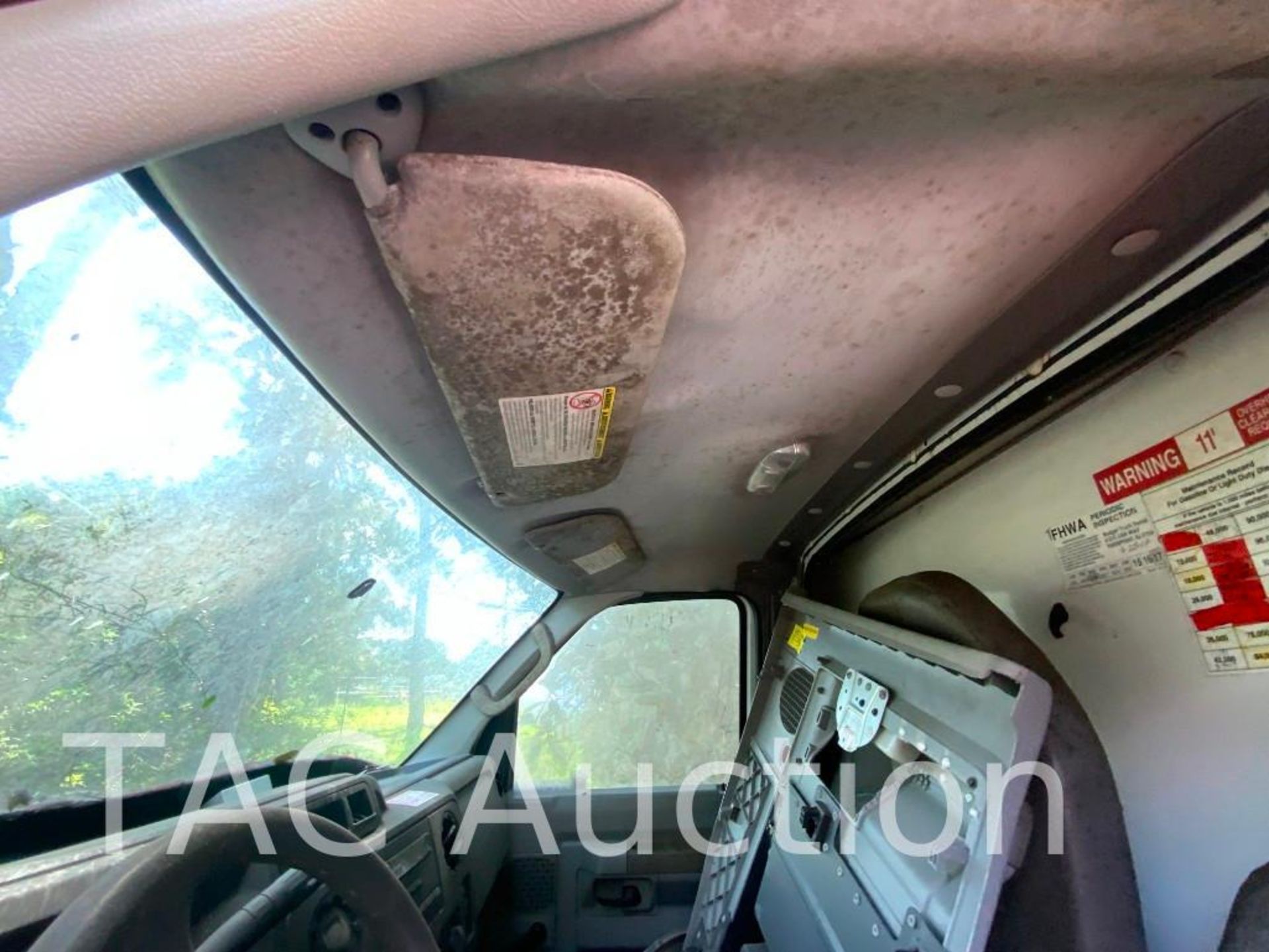 2015 Ford E-350 Cutaway Van - Image 10 of 42