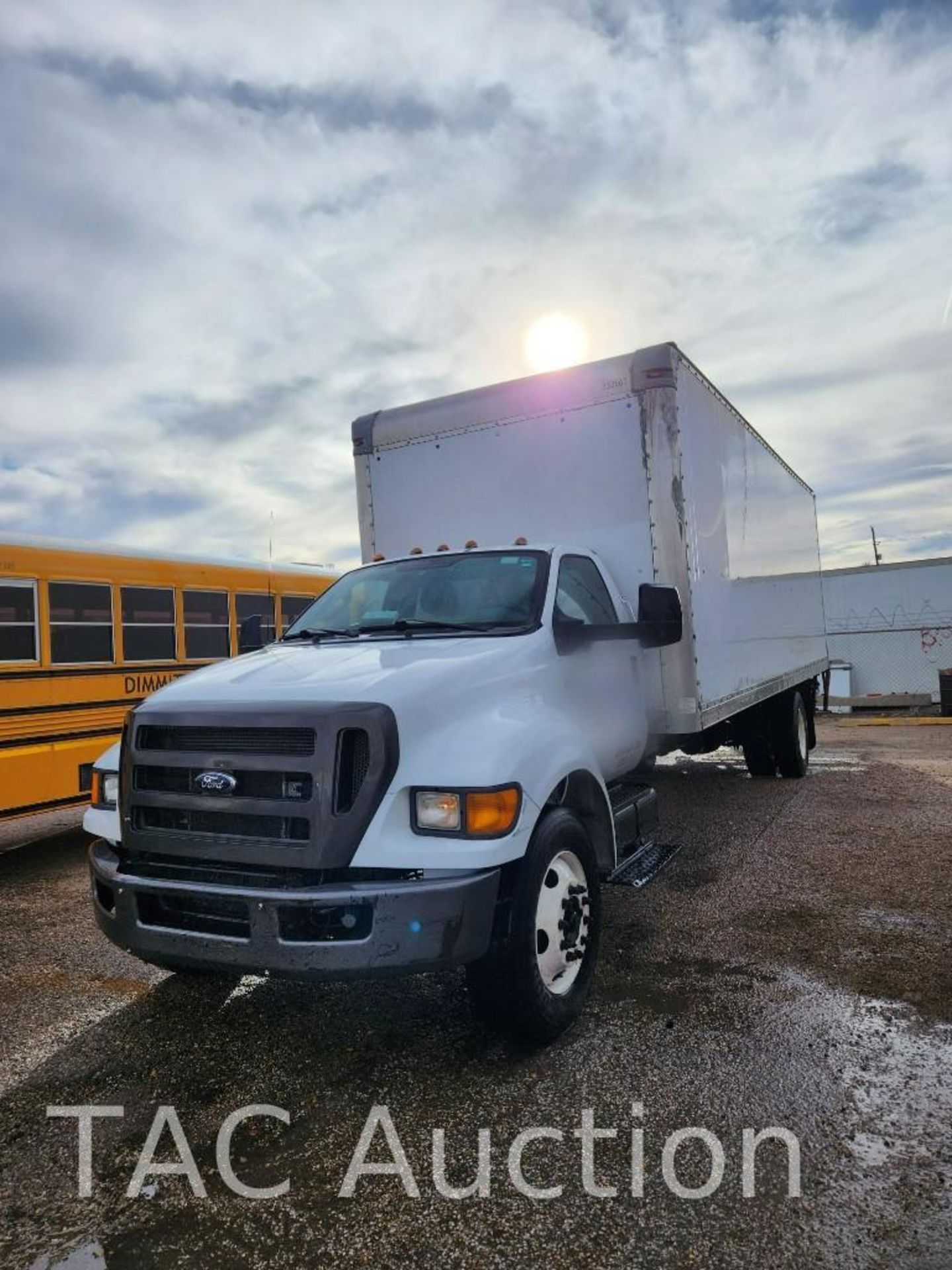 2013 Ford F750 Box Truck