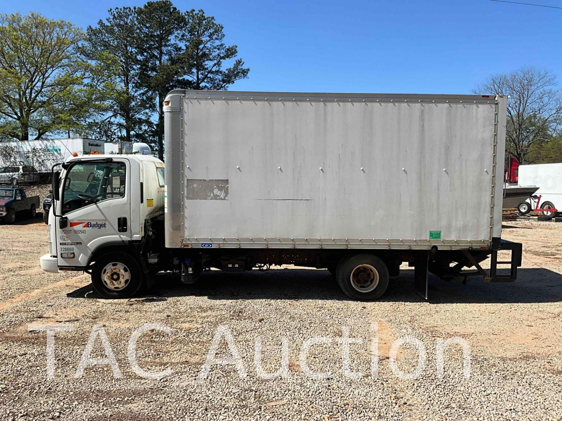 2013 Isuzu NPR HD 16ft Box Truck - Image 8 of 63