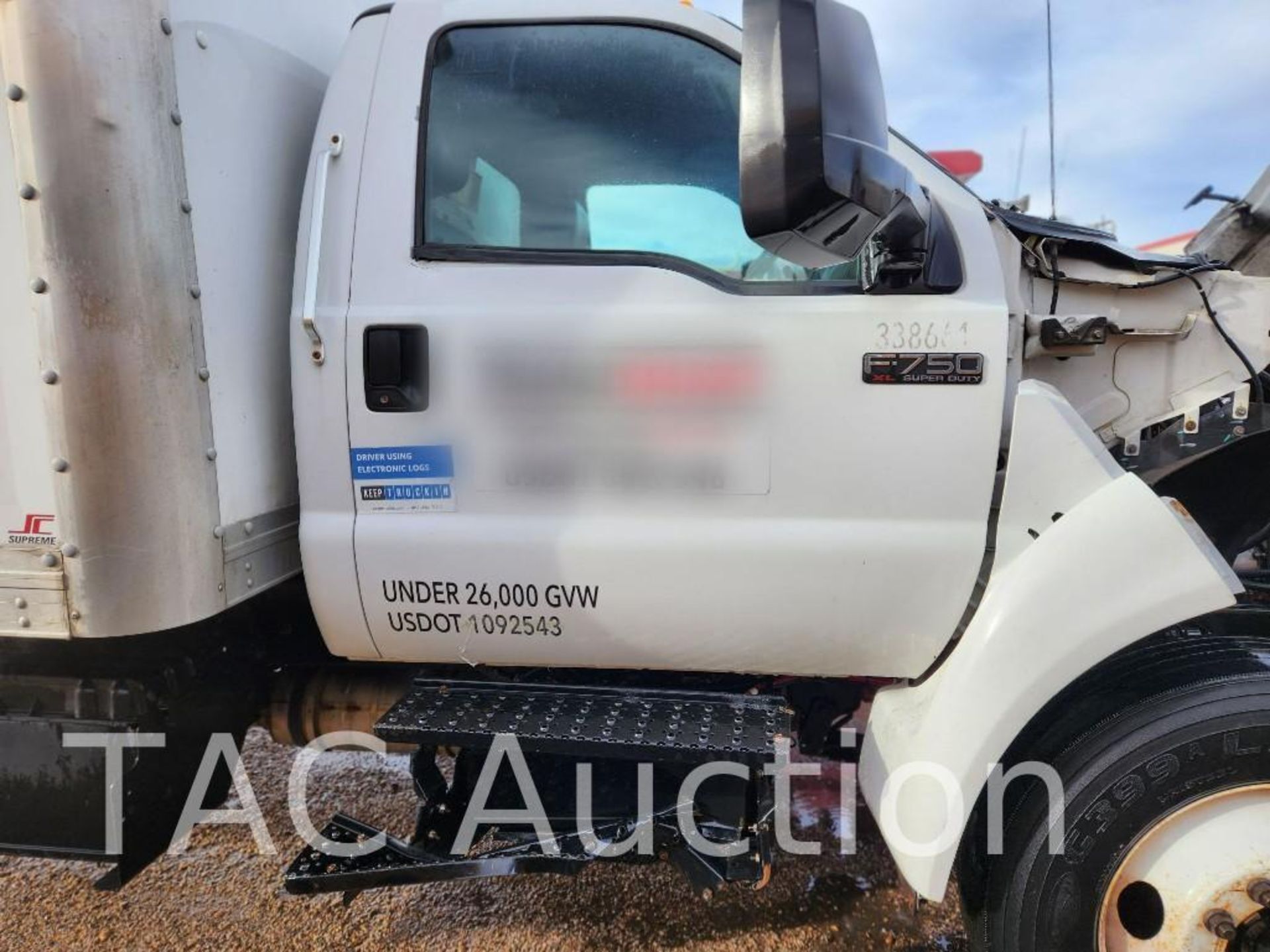 2013 Ford F750 Box Truck - Image 2 of 37