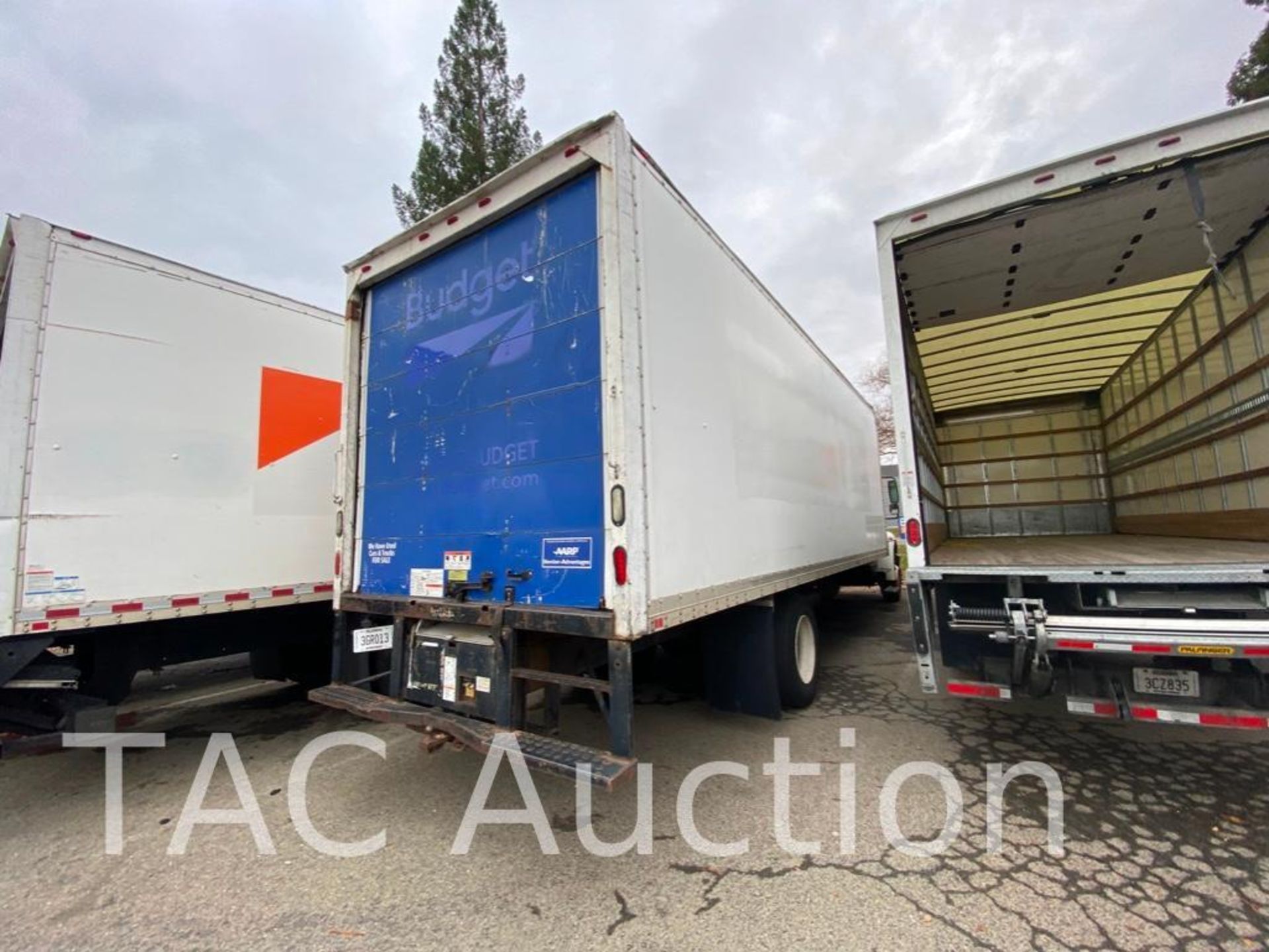 2015 International Durastar 4300 26ft Box Truck - Image 62 of 98