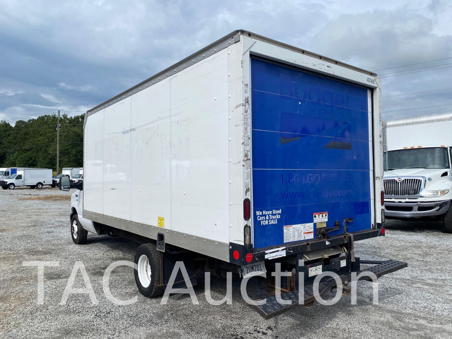 2014 Ford Econoline E-350 16ft Box Truck - Image 6 of 53