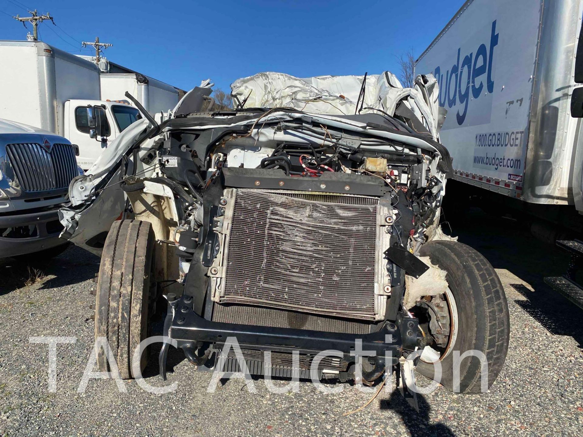 2016 Freightliner M2 26ft Box Truck - Image 4 of 72