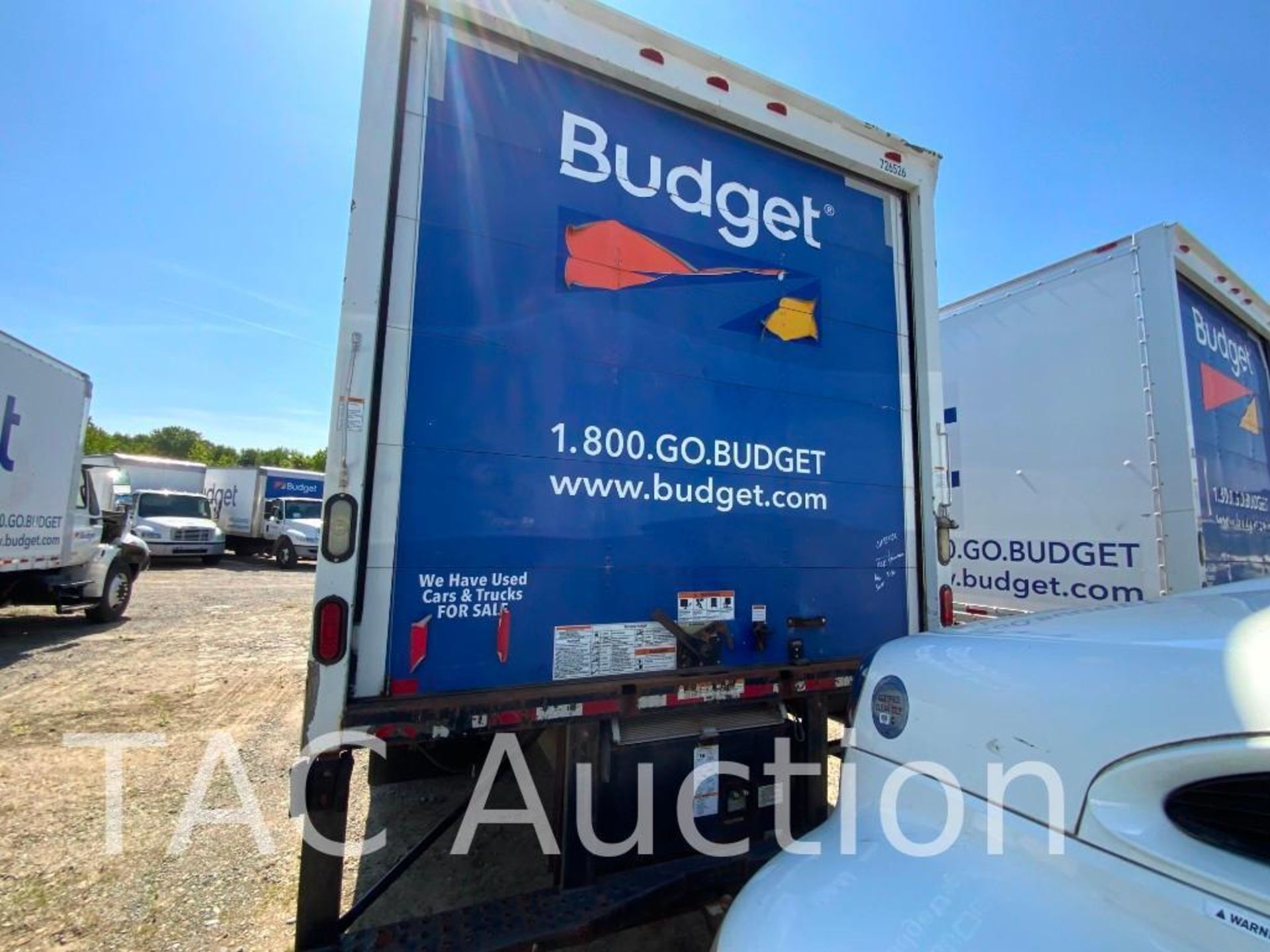 2017 International Durastar 4300 26ft Box Truck - Image 10 of 116