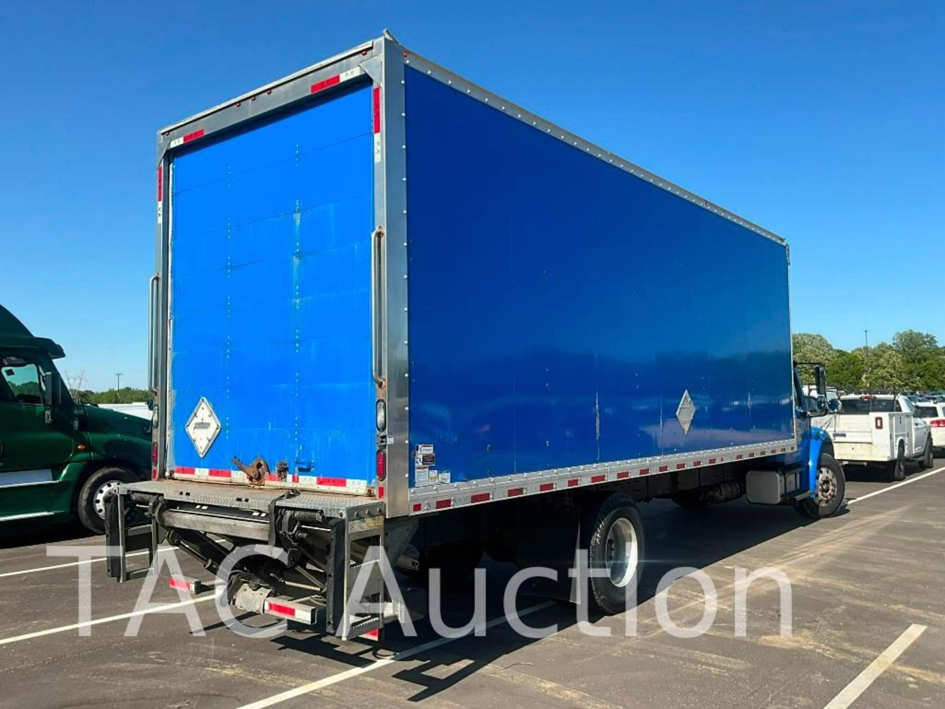 2018 Freightliner M2 Business Class 26ft Box Truck - Image 5 of 54