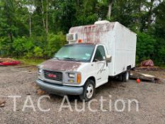 2001 GMC 3500 Savana Cutaway Van 4x2